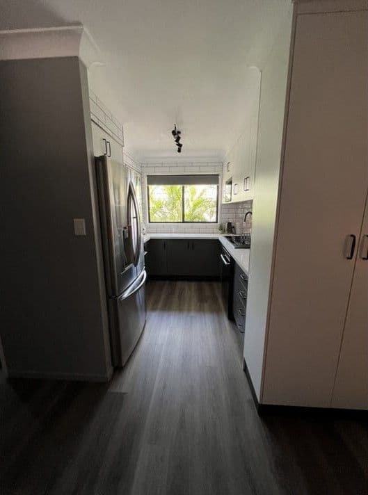 15 Mitchell Street, Emerald QLD 4720, Emerald - Thumbnail 5