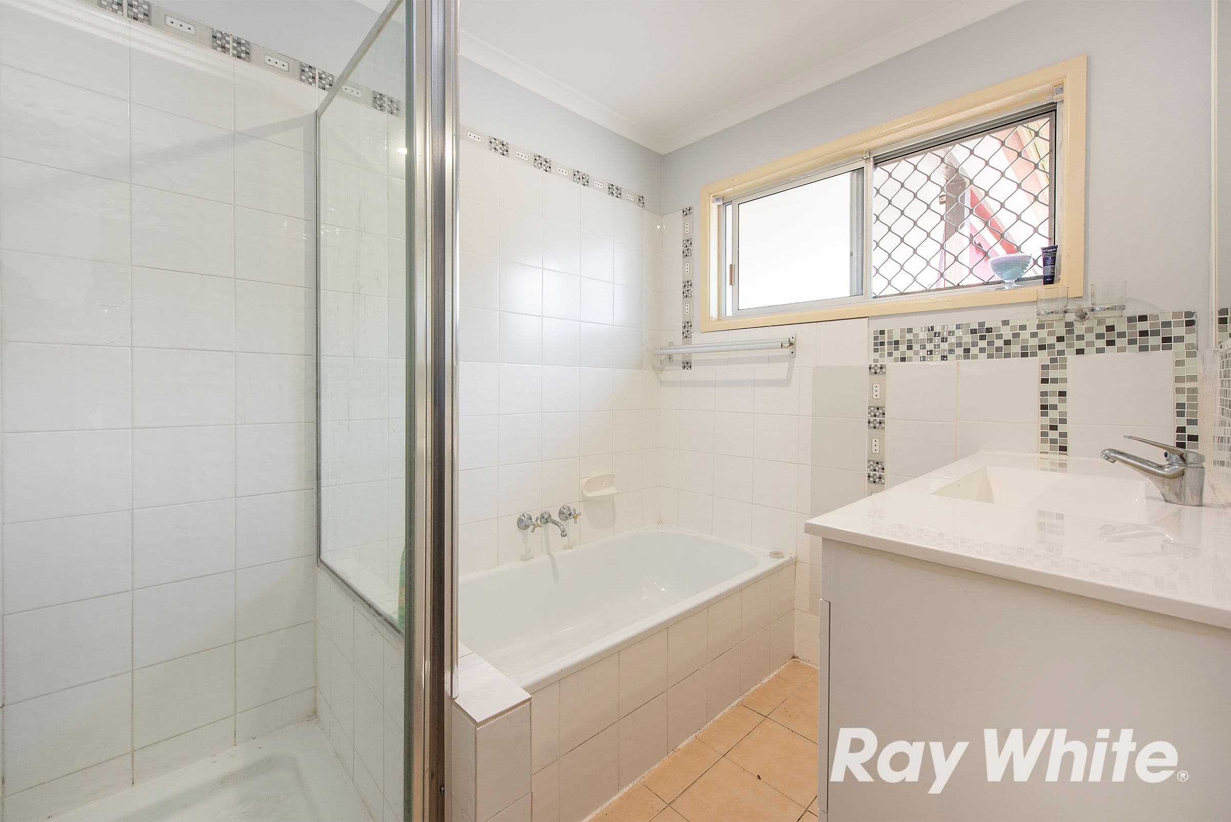 27 Saint Johns Way, Boronia Heights QLD 4124, Boronia Heights - Thumbnail 5