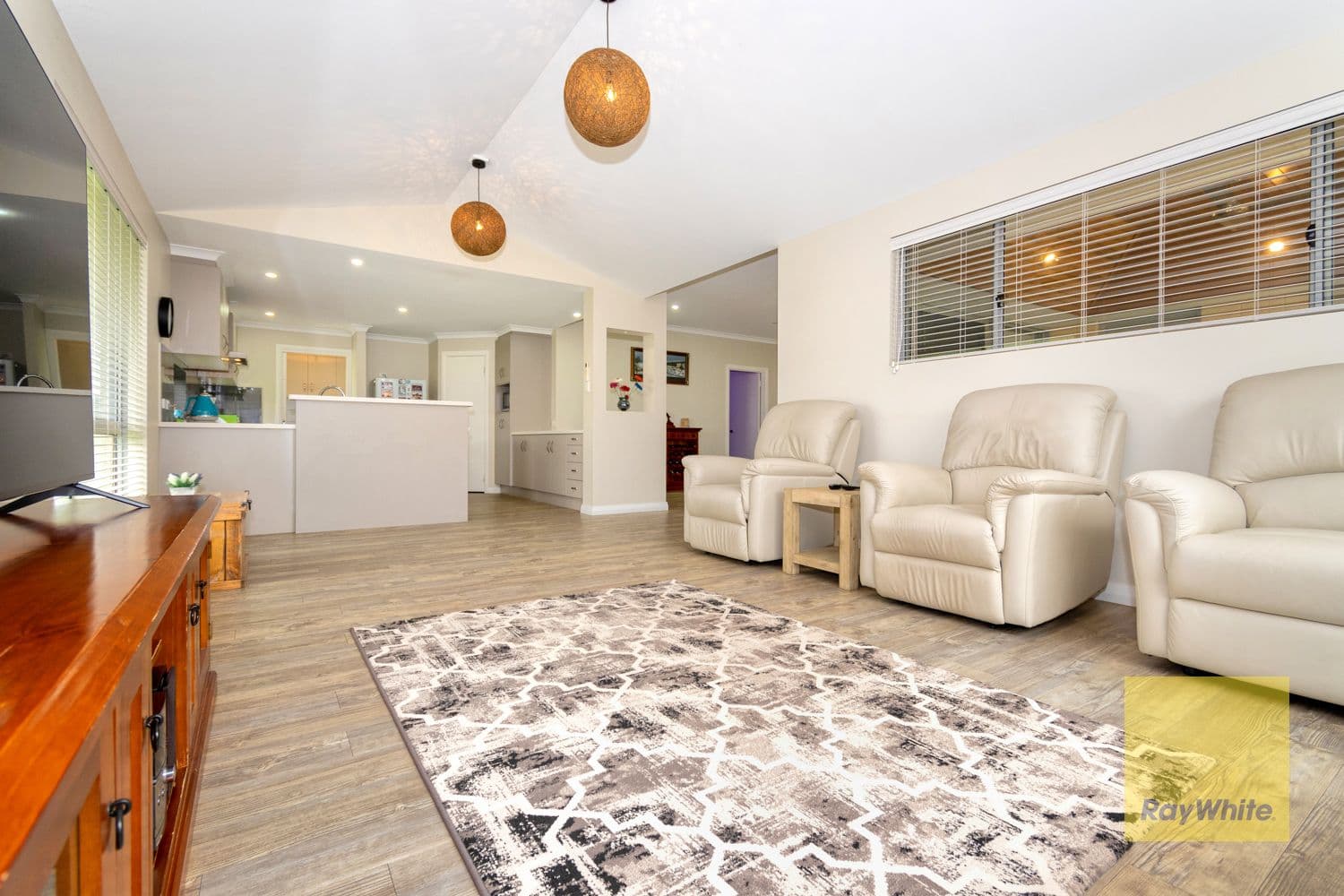 13 Littleheart Place, McKail WA 6330, McKail - Thumbnail 3