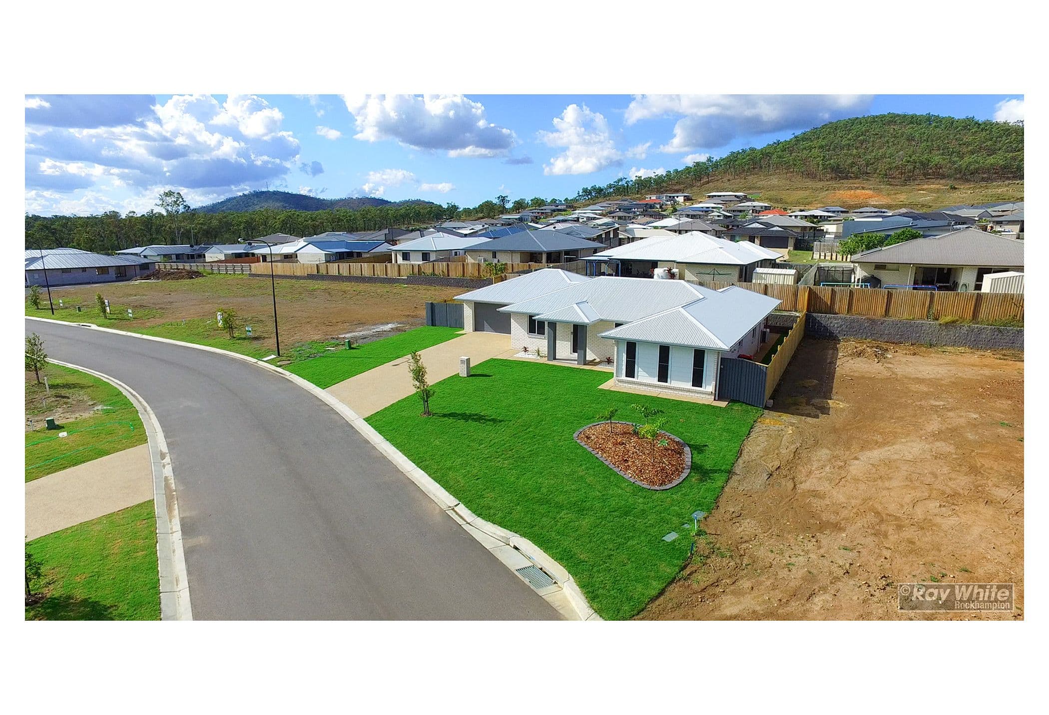 15 Chestnut Avenue, Norman Gardens QLD 4701, Norman Gardens - Thumbnail 2