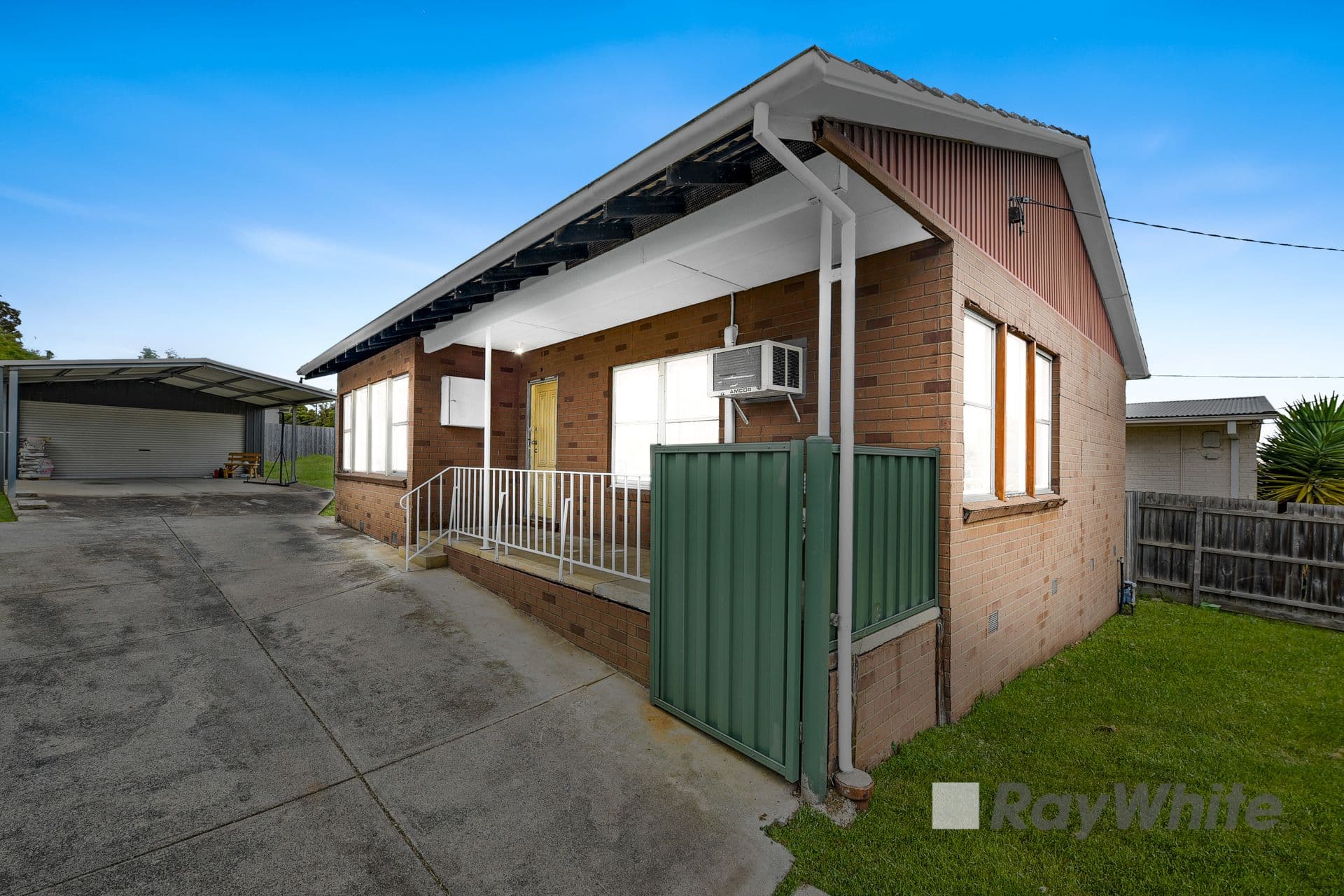 8 Hibiscus Court, Doveton VIC 3177, Doveton - Thumbnail 2