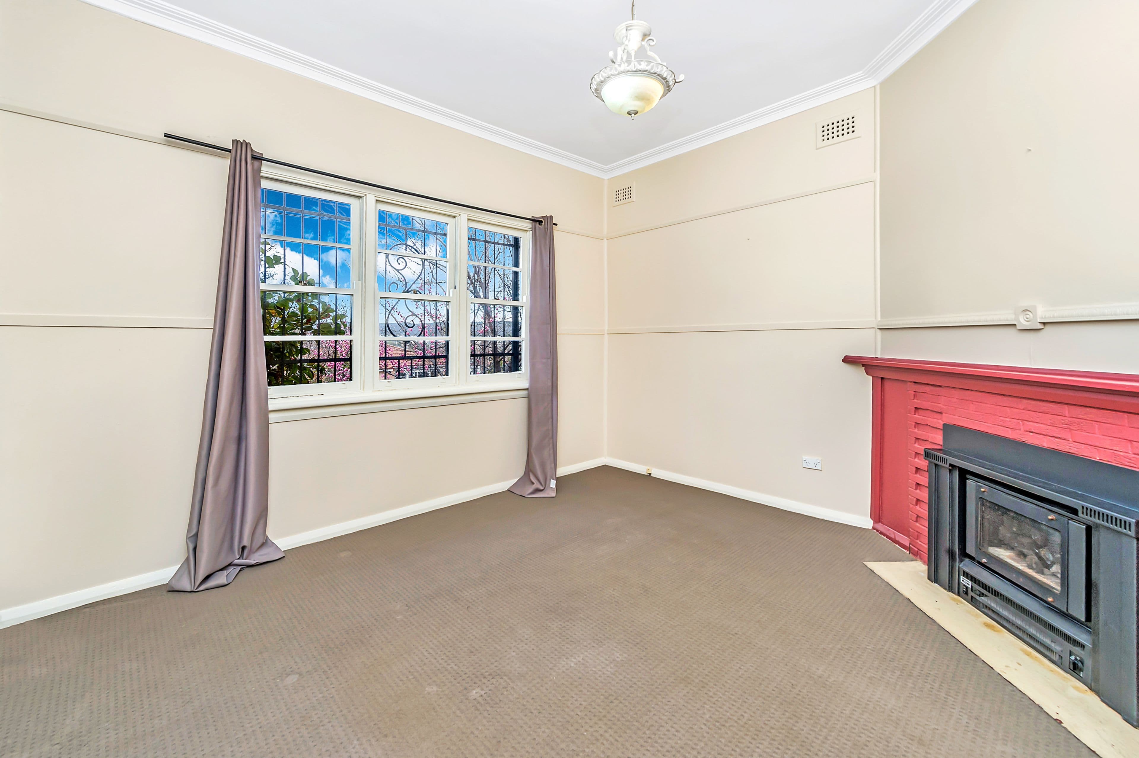 32 Surveyor Street, Queanbeyan - Thumbnail 4