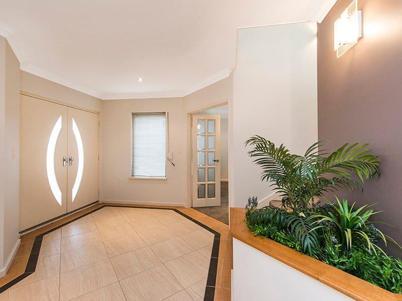 16 Clairmont Avenue, Cranbourne, VIC 3977, Cranbourne - Thumbnail 7