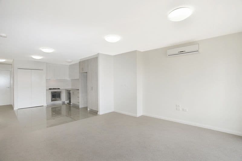 19 Peppertree Street, Keysborough VIC 3173, Keysborough - Thumbnail 4