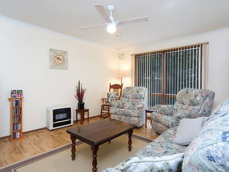 11 Gladstone Street, NAIRNE SA 5252, Nairne - Thumbnail 4