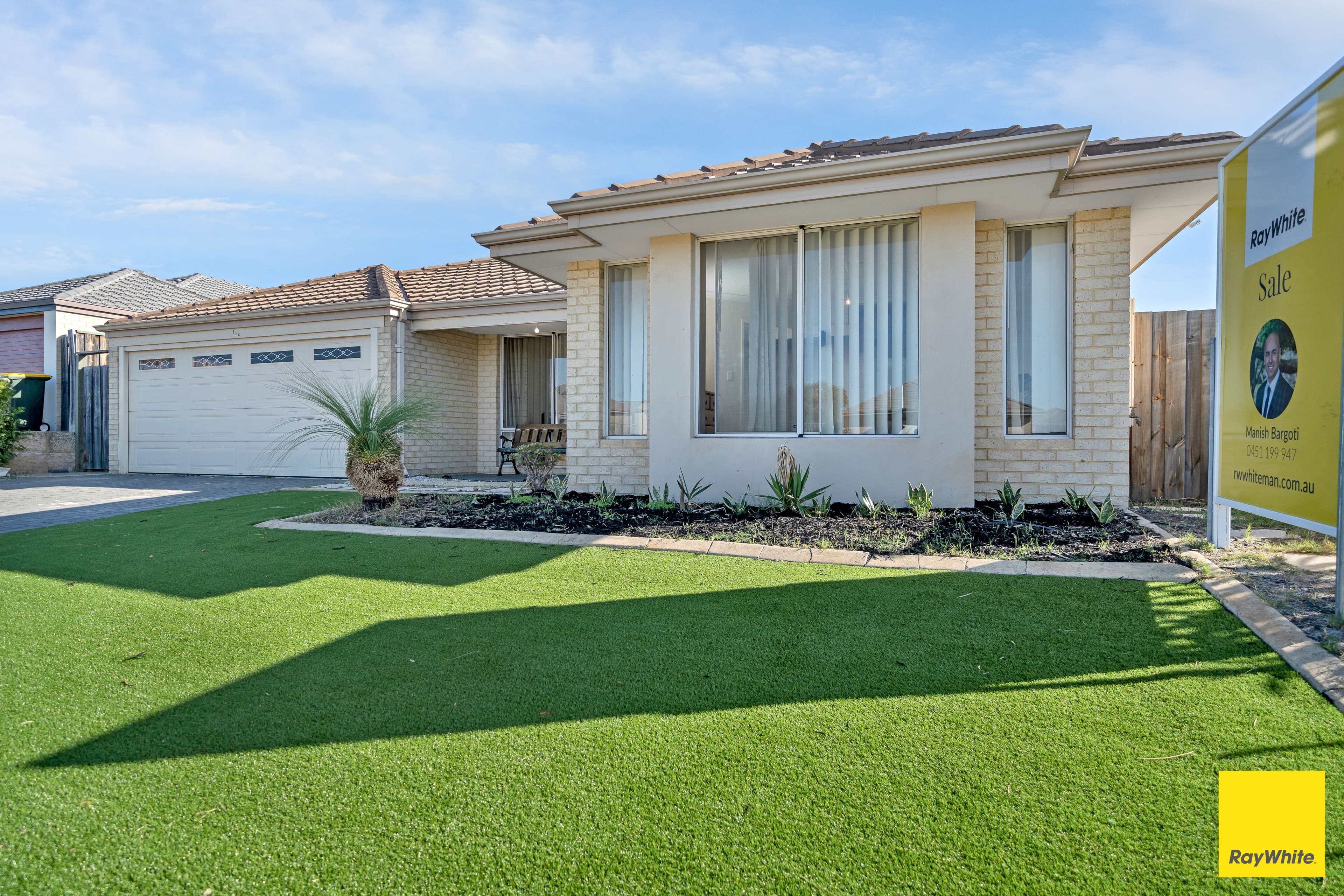 112 Brixton Crescent, Ellenbrook WA 6069, Ellenbrook - Thumbnail 2