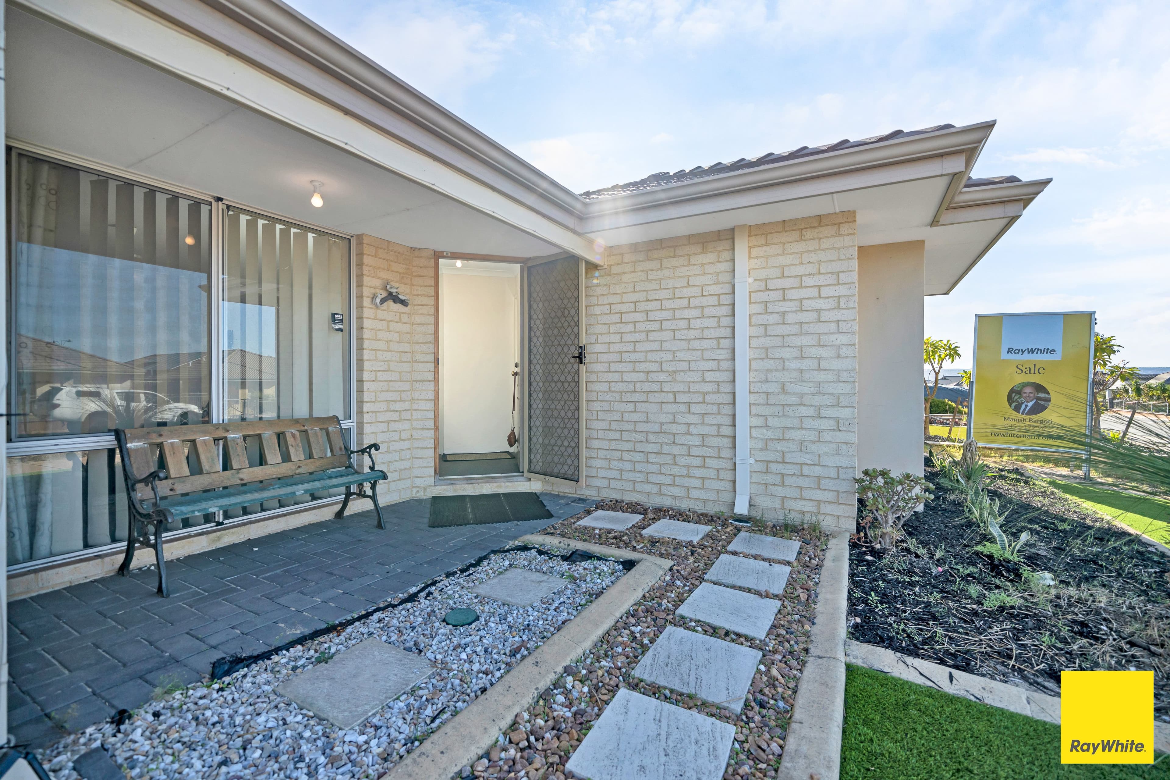 112 Brixton Crescent, Ellenbrook WA 6069, Ellenbrook - Thumbnail 4
