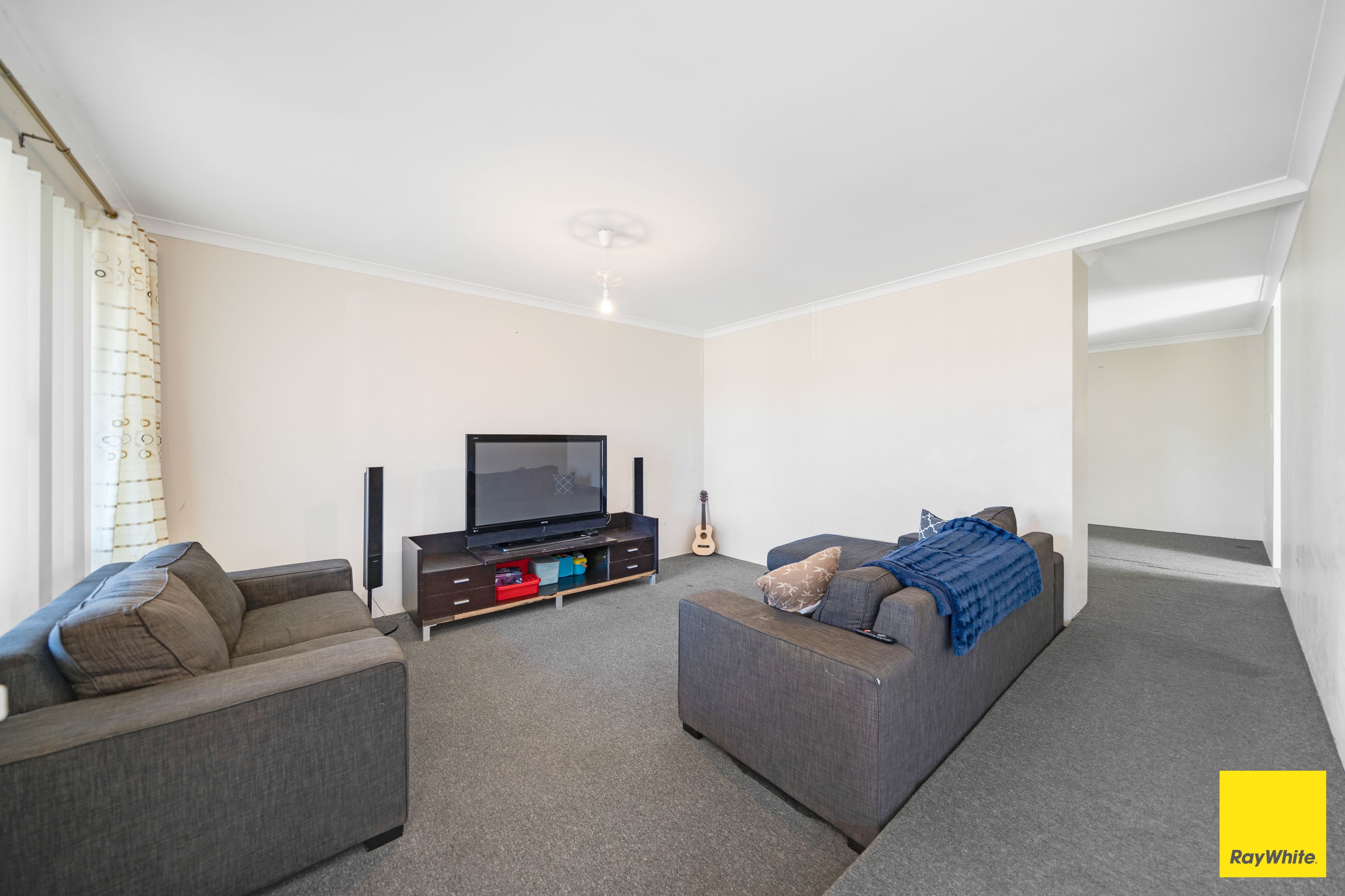 112 Brixton Crescent, Ellenbrook WA 6069, Ellenbrook - Thumbnail 8