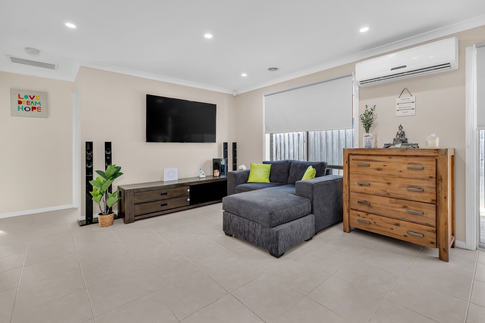 21 Wentworth Avenue, Wyndham Vale VIC 3024, Wyndham Vale - Thumbnail 2