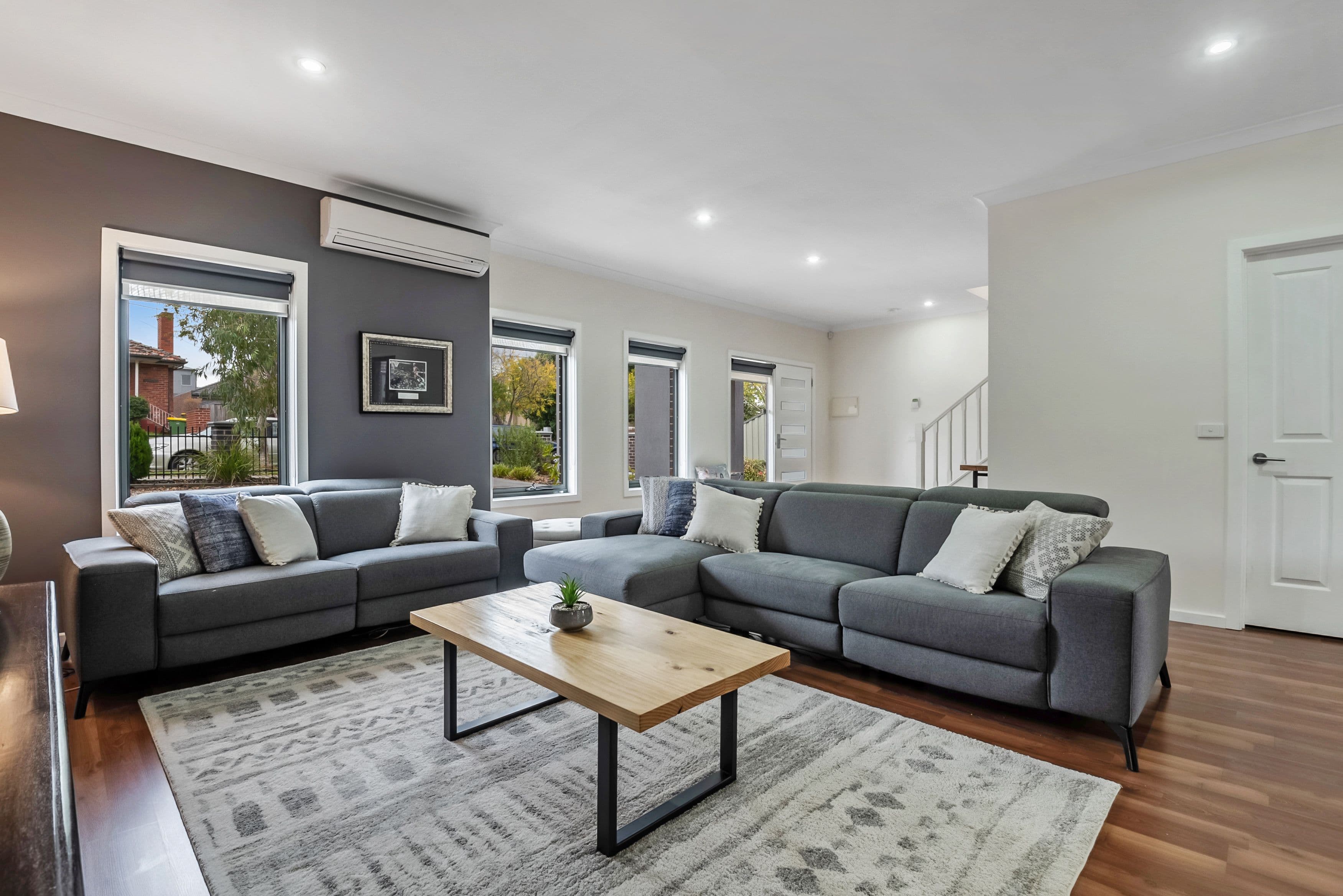 18 Evans Crescent, Reservoir VIC 3073, Reservoir - Thumbnail 5