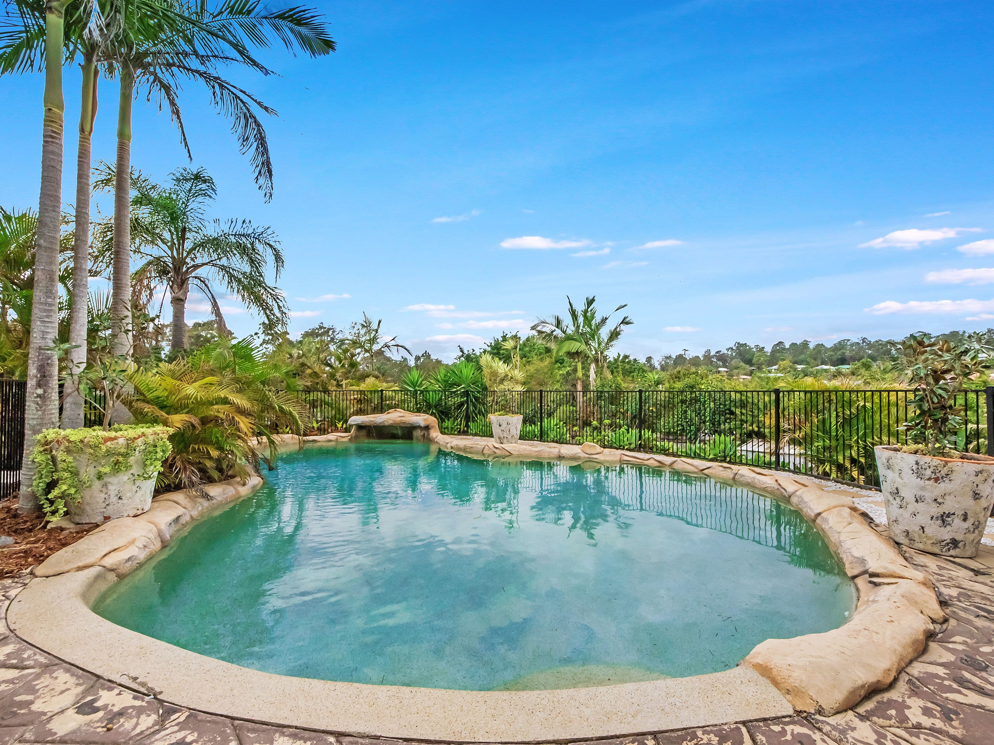 4 Macklin Court, Upper Coomera QLD 4209, Upper Coomera - Thumbnail 2