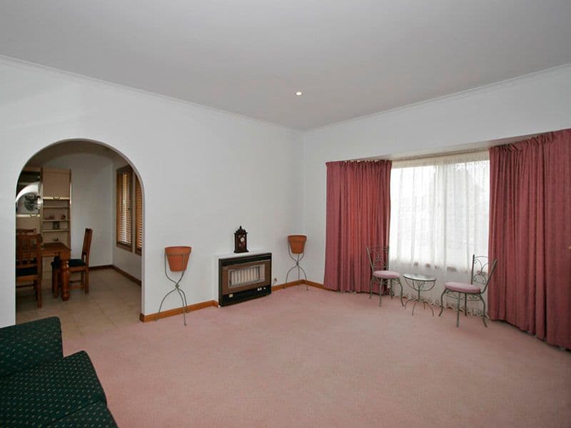 22 Tusmore Drive, ONKAPARINGA HILLS SA 5163, Onkaparinga Hills - Thumbnail 4