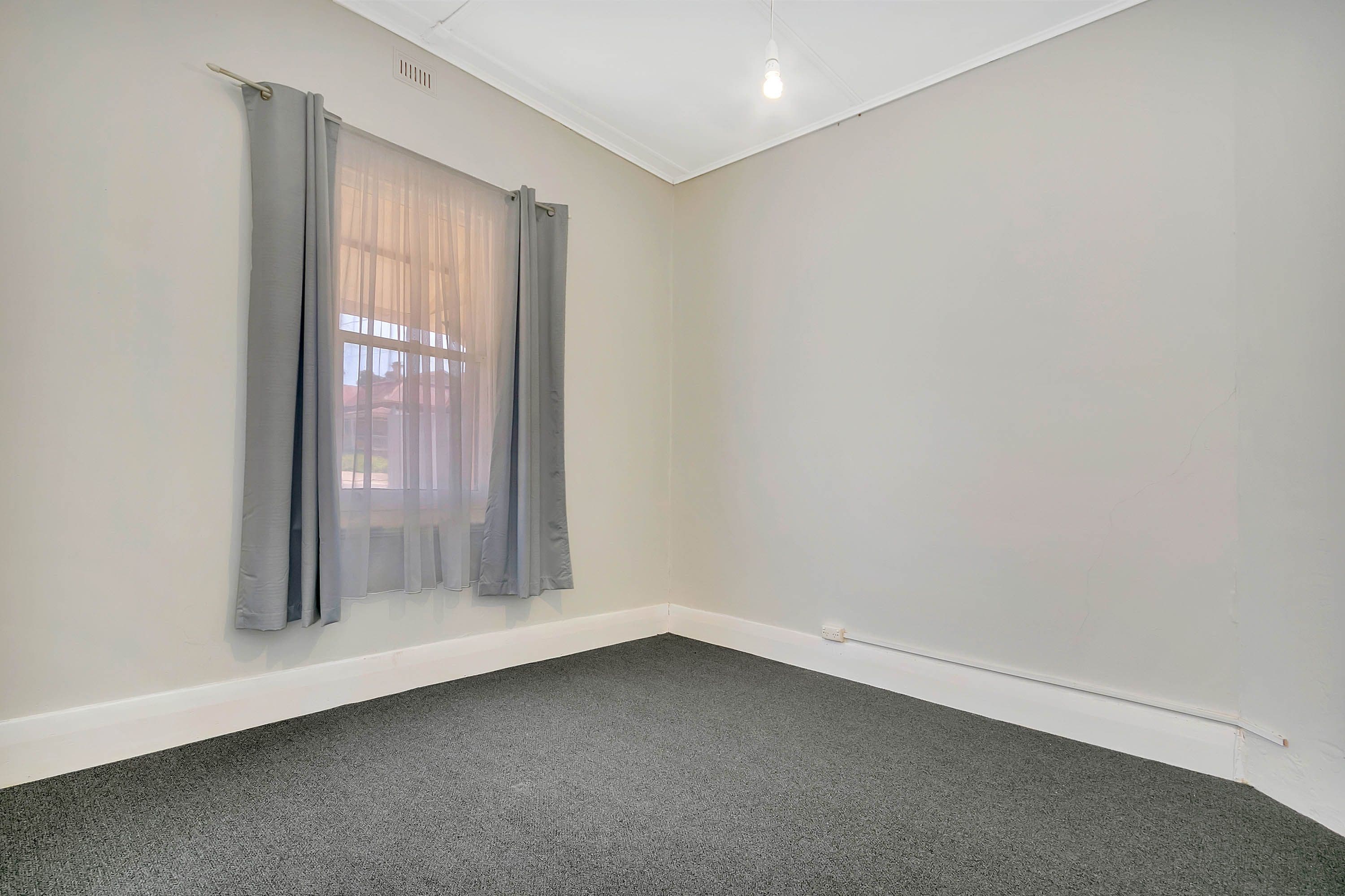 13 Hill Street, Hamley Bridge SA 5401, Hamley Bridge - Thumbnail 3