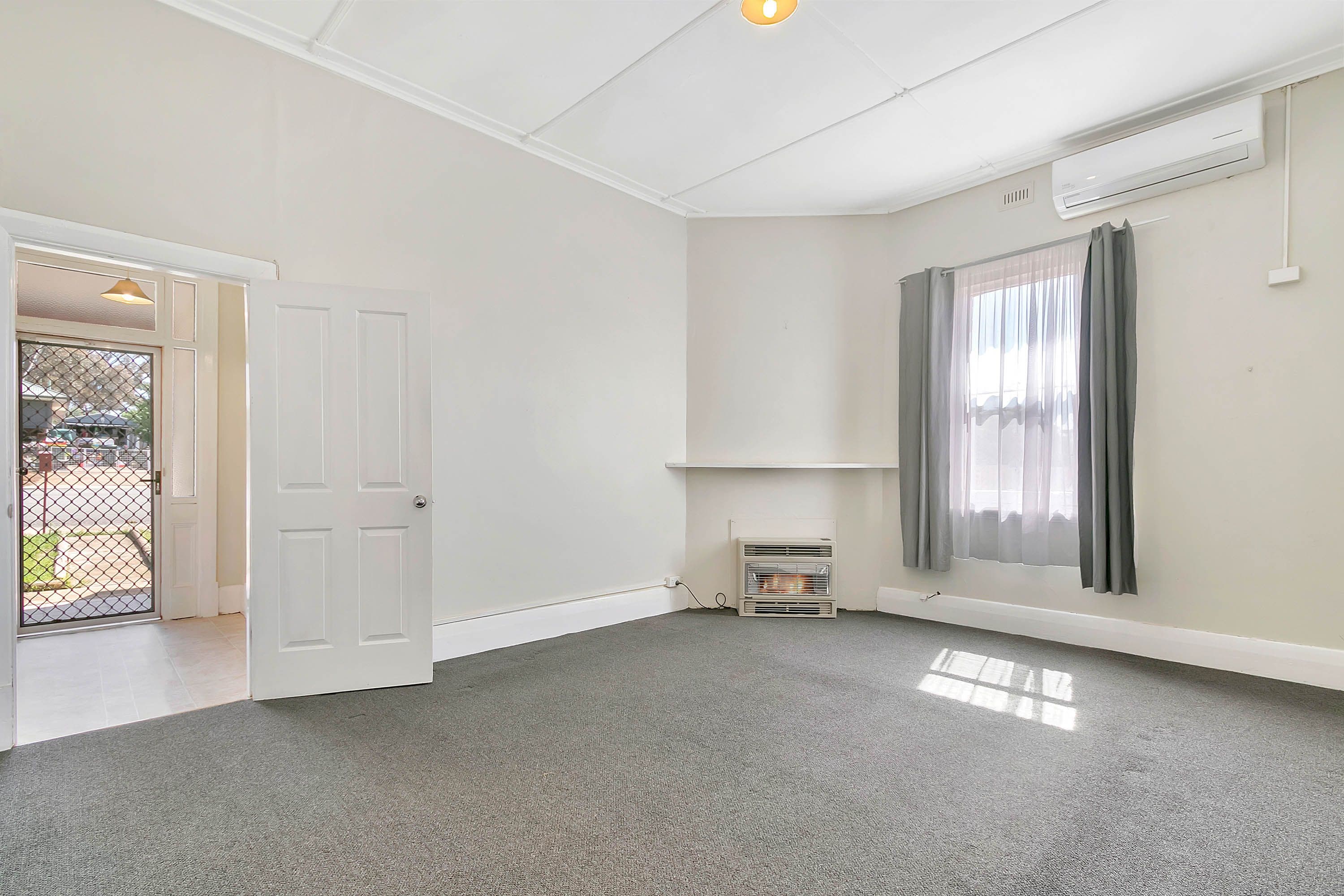 13 Hill Street, Hamley Bridge SA 5401, Hamley Bridge - Thumbnail 4