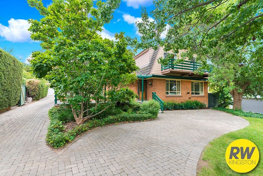 8 Green Street, Narrabundah ACT 2604, Narrabundah - Image 1