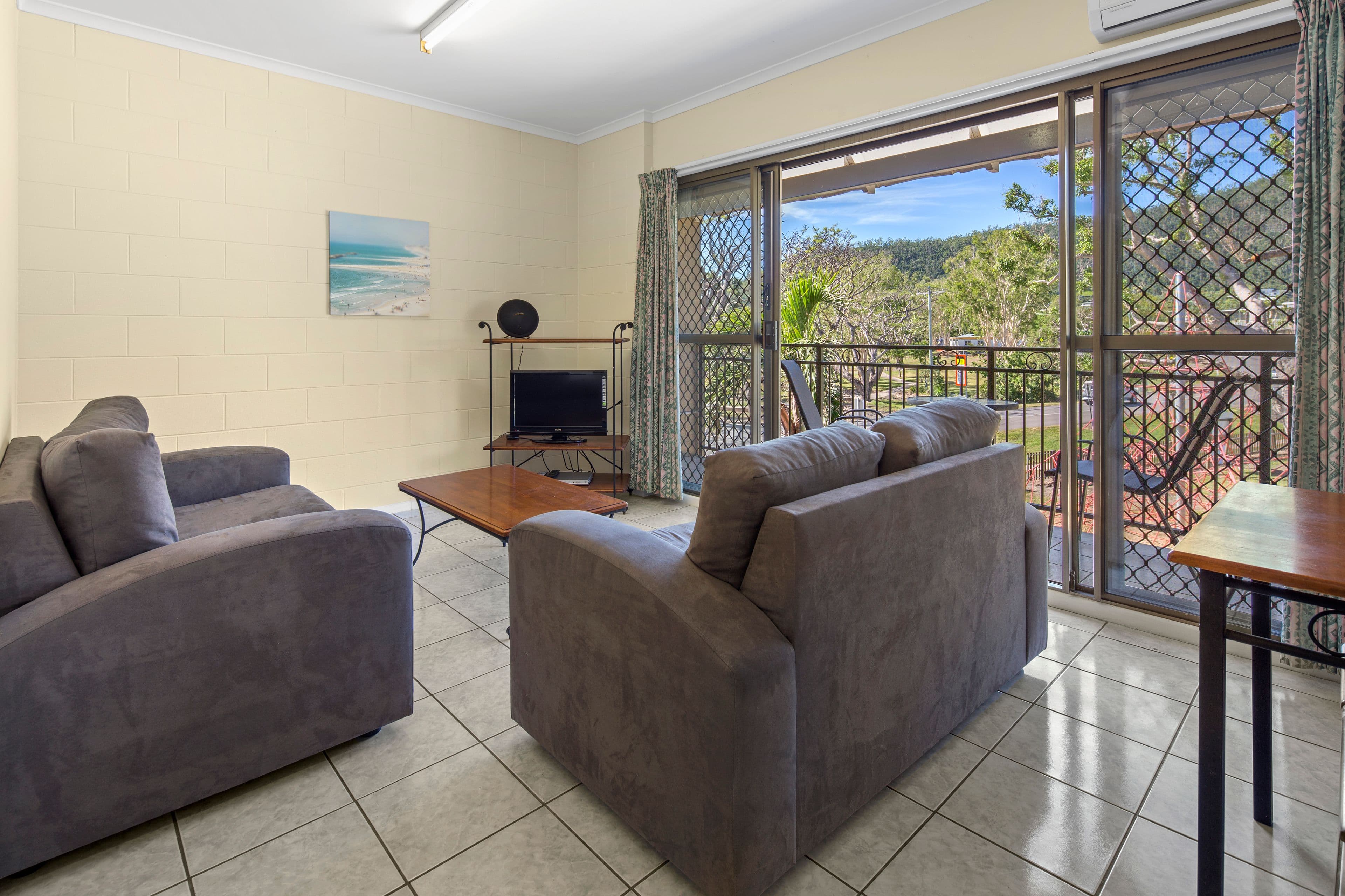 48 Coral Esplanade, Cannonvale QLD 4802, Cannonvale - Thumbnail 5