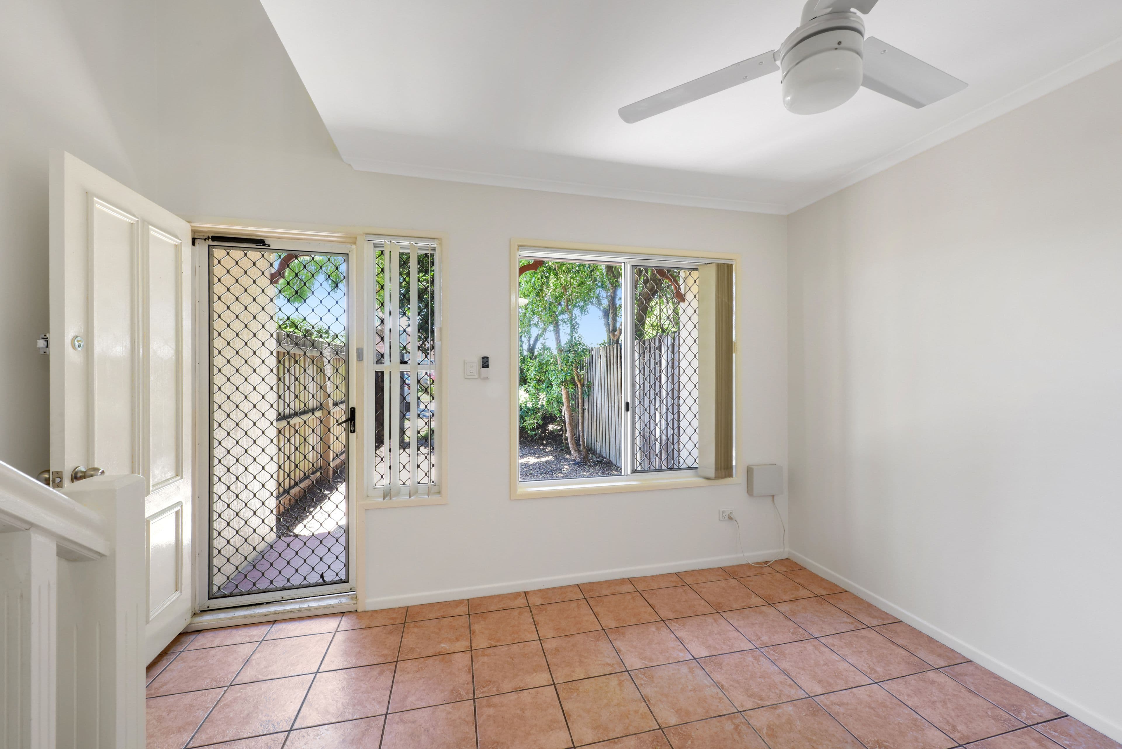 42 Dunlop Street, Mortlake - Thumbnail 3