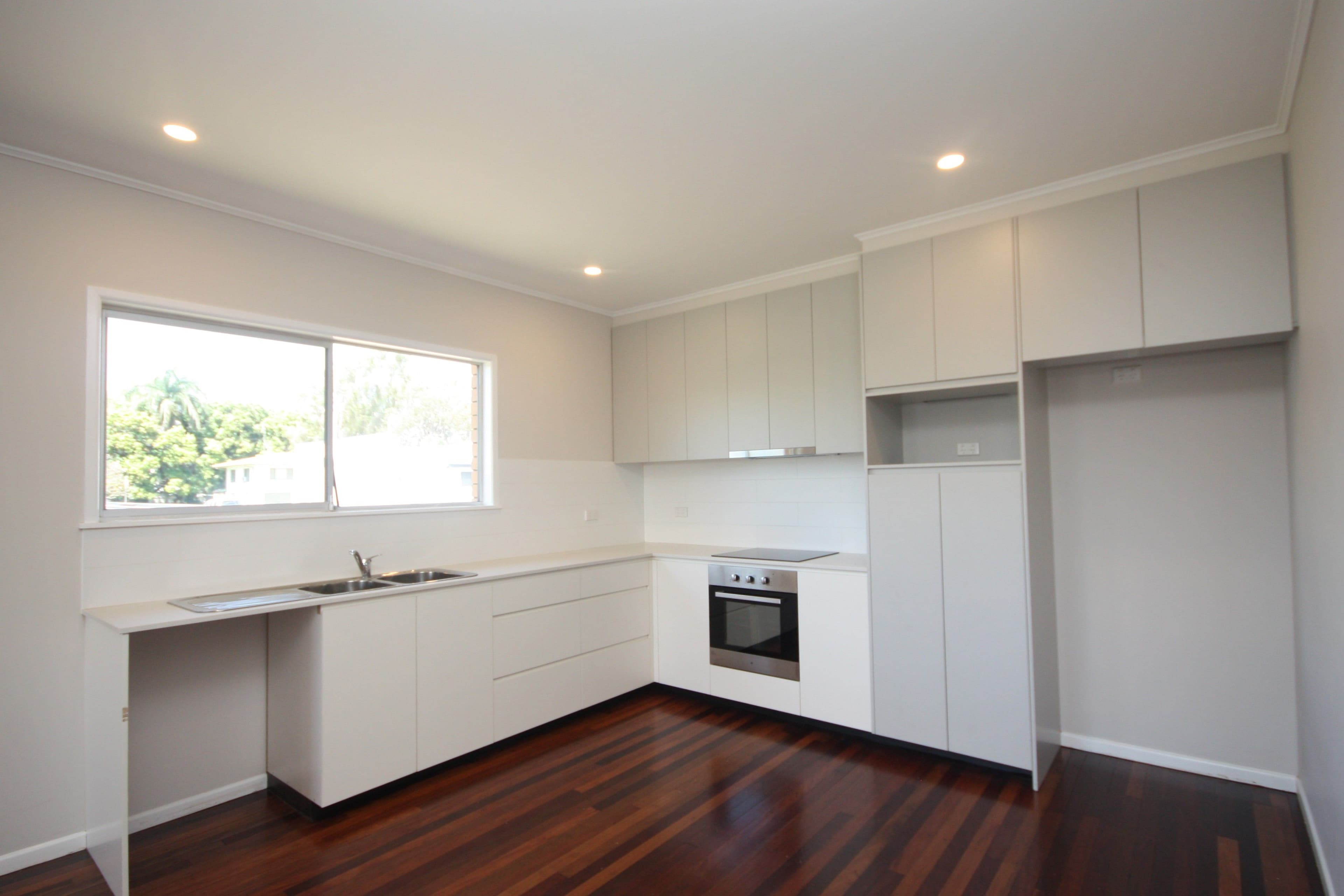 52 Ninth Avenue, Home Hill QLD 4806, Home Hill - Thumbnail 2