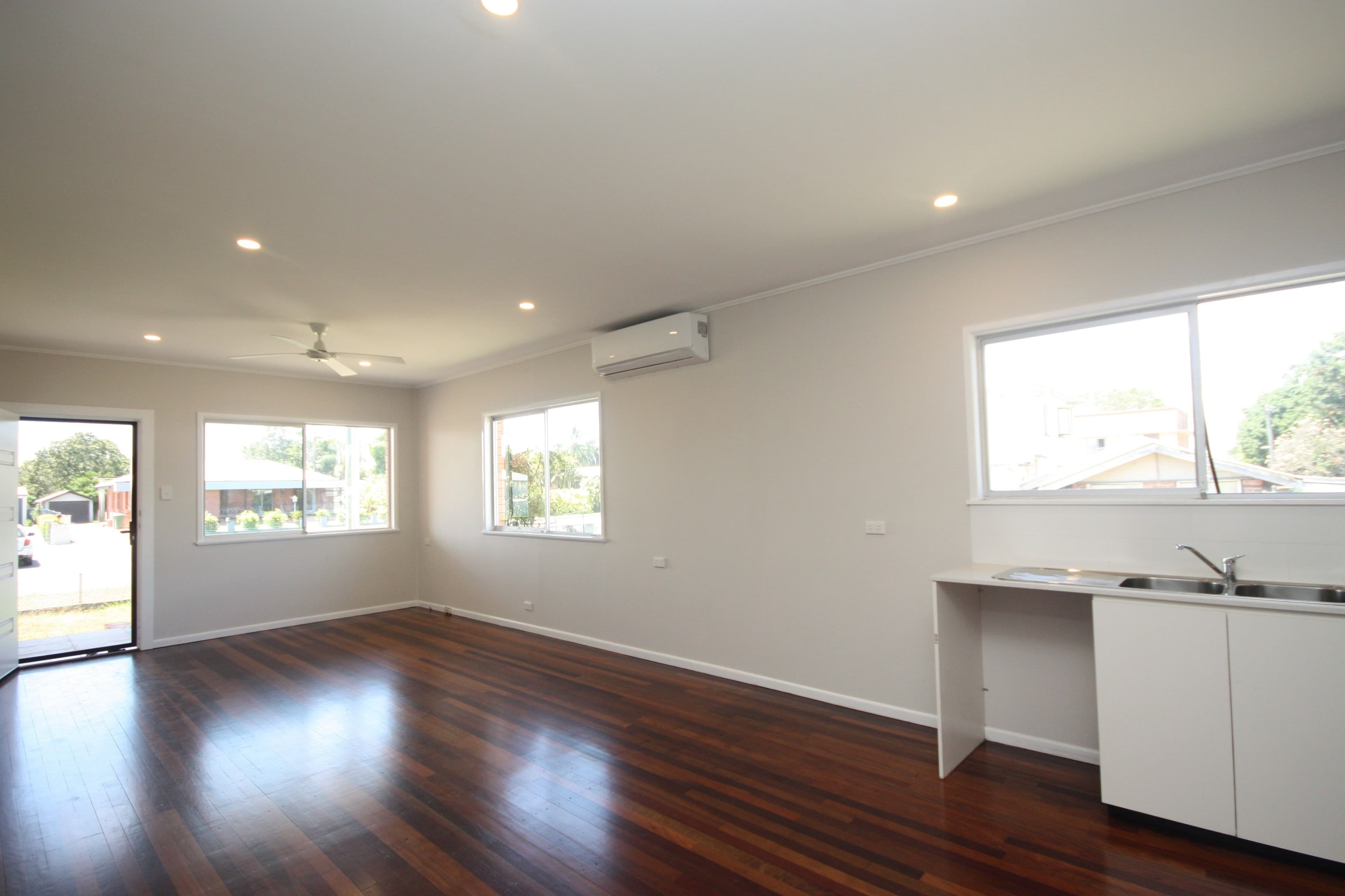 52 Ninth Avenue, Home Hill QLD 4806, Home Hill - Thumbnail 4