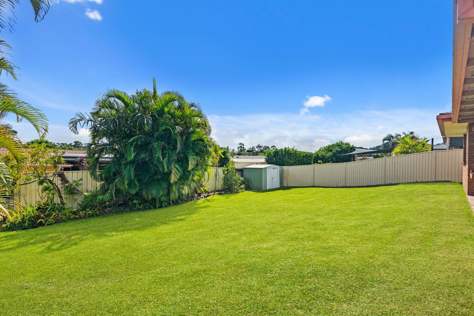 6 Bernoth Street, Currumbin Waters QLD 4223, Currumbin Waters - Thumbnail 3