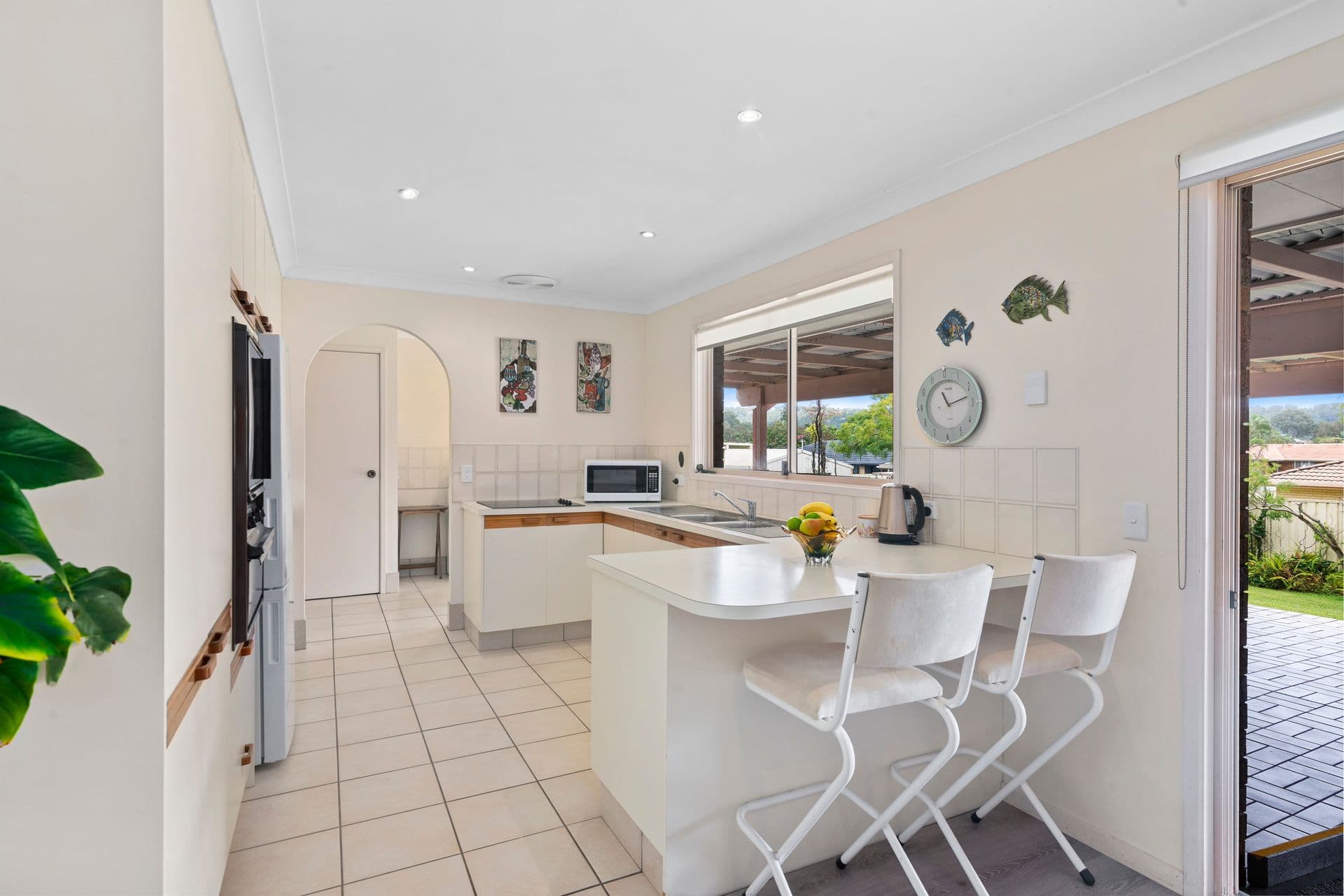 6 Bernoth Street, Currumbin Waters QLD 4223, Currumbin Waters - Thumbnail 7