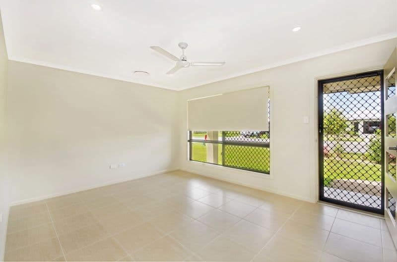 58 Shoalmarra Drive, MOUNT LOW QLD 4818, Mount Low - Thumbnail 3