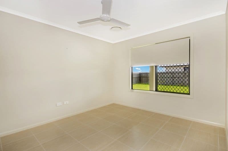 58 Shoalmarra Drive, MOUNT LOW QLD 4818, Mount Low - Thumbnail 6