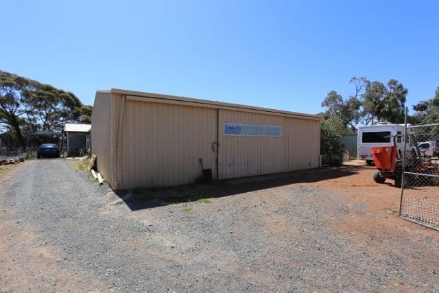 13 Clianthus Road, Kambalda West WA 6442, Kambalda West - Thumbnail 2