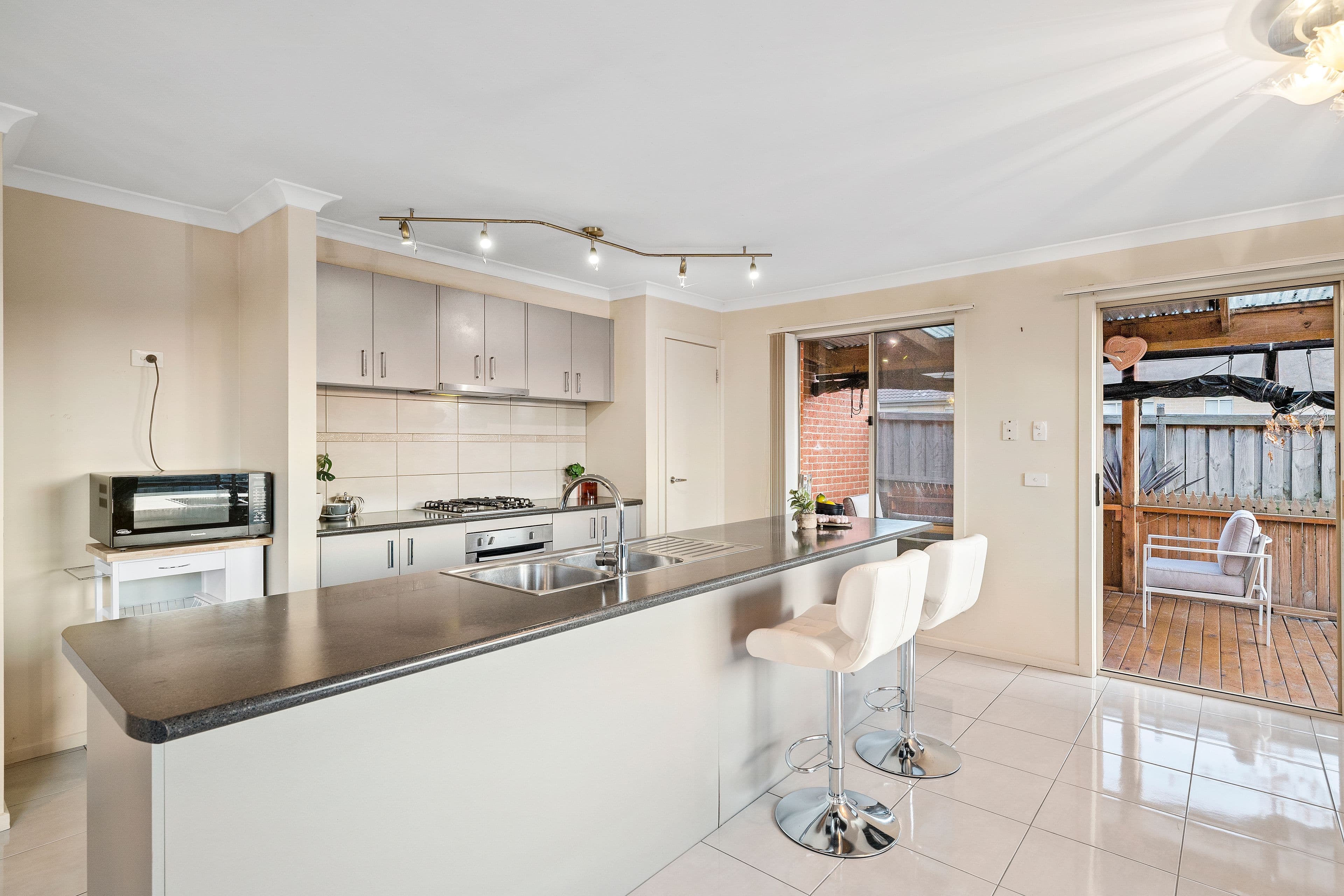 2 Tiarne Crescent, Hampton Park VIC 3976, Hampton Park - Thumbnail 4