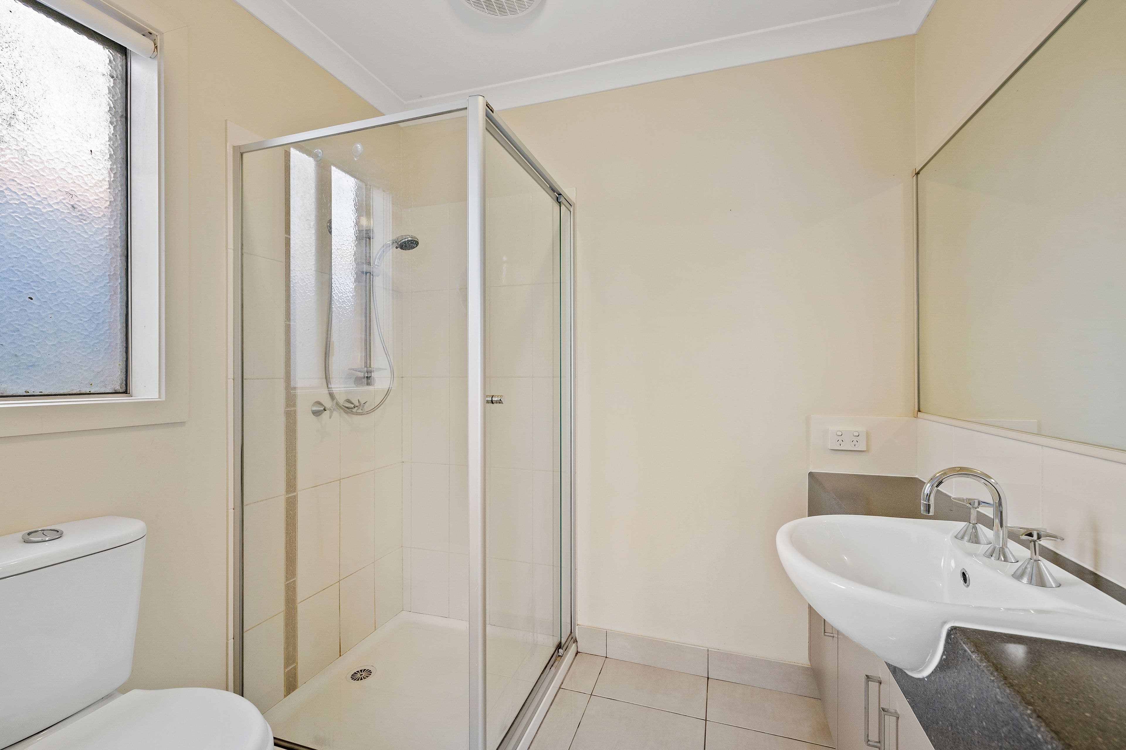 2 Tiarne Crescent, Hampton Park VIC 3976, Hampton Park - Thumbnail 8