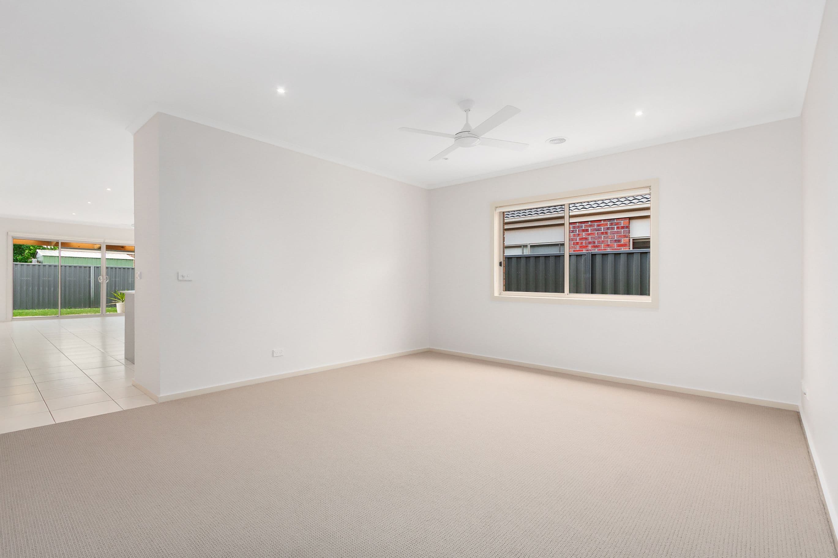 41 Pomegranate Way, Pakenham VIC 3810, Pakenham - Thumbnail 2