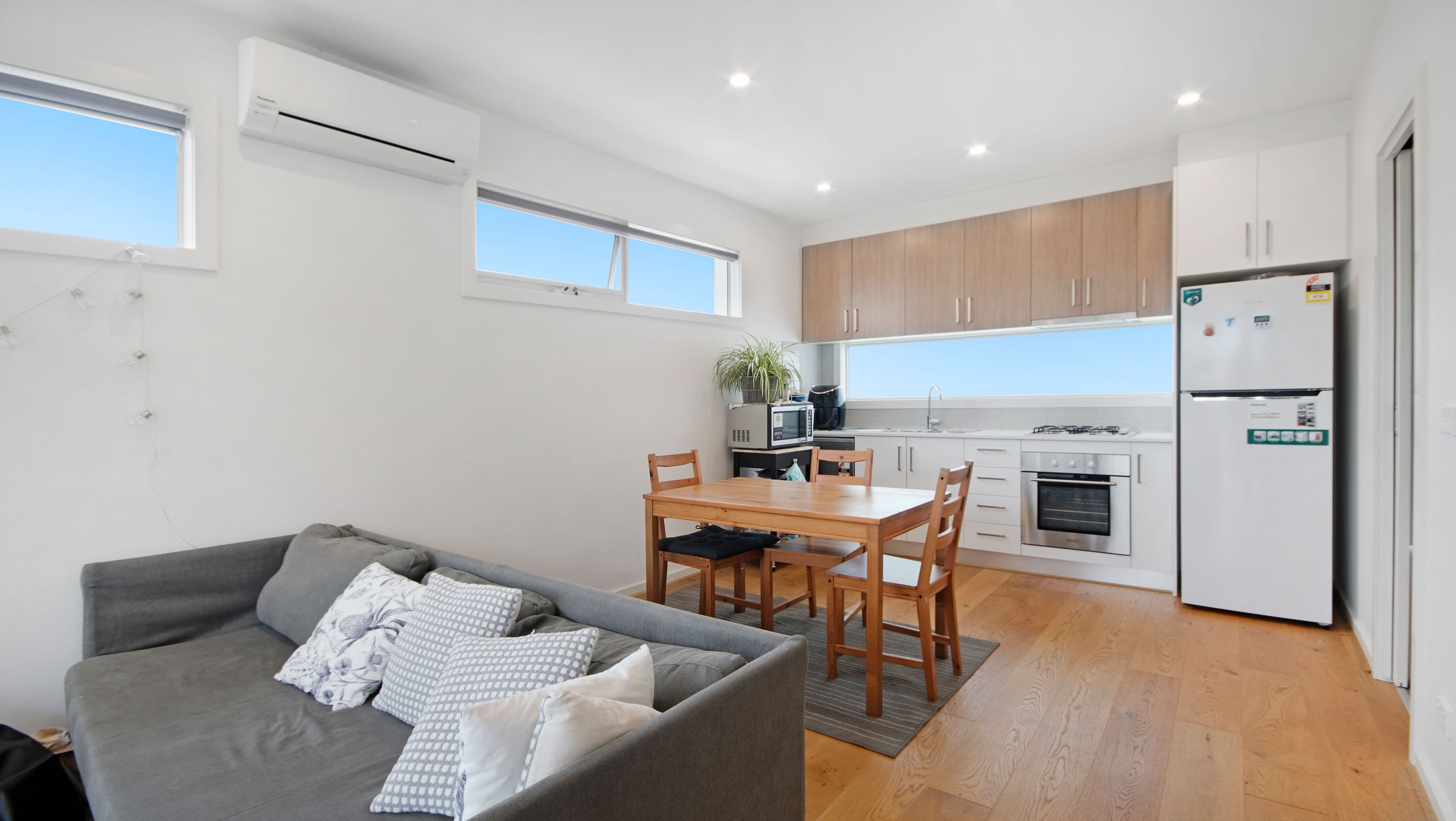 38 Macartney Street, Reservoir VIC 3073, Reservoir - Thumbnail 4