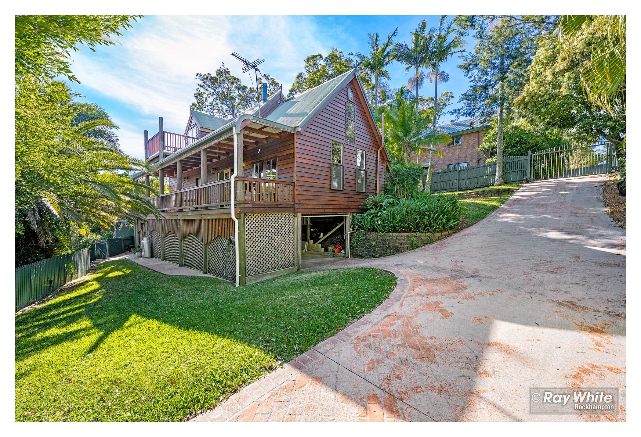 16 Elida Street, Mount Archer QLD 4701, Mount Archer - Thumbnail 2