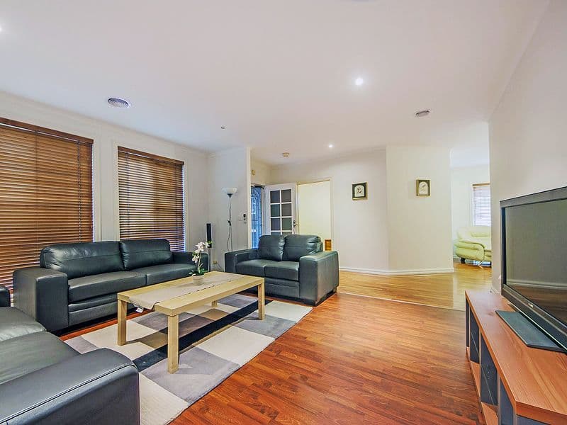3 Darriwill Close, DELAHEY VIC 3037, Delahey - Thumbnail 3