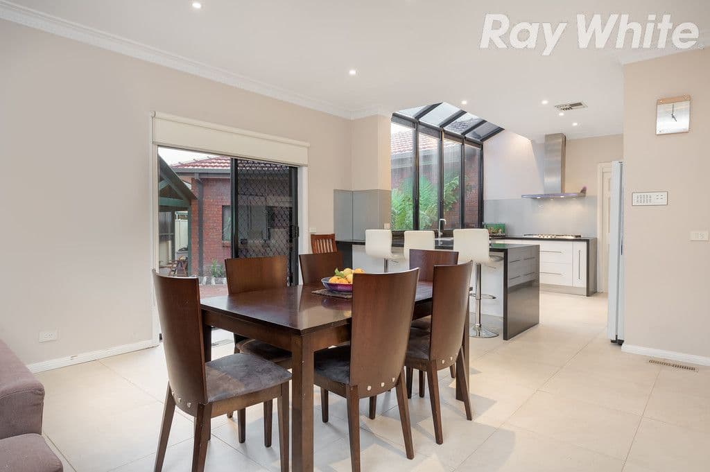 2 Turella Court, Lalor VIC 3075, Lalor - Thumbnail 7