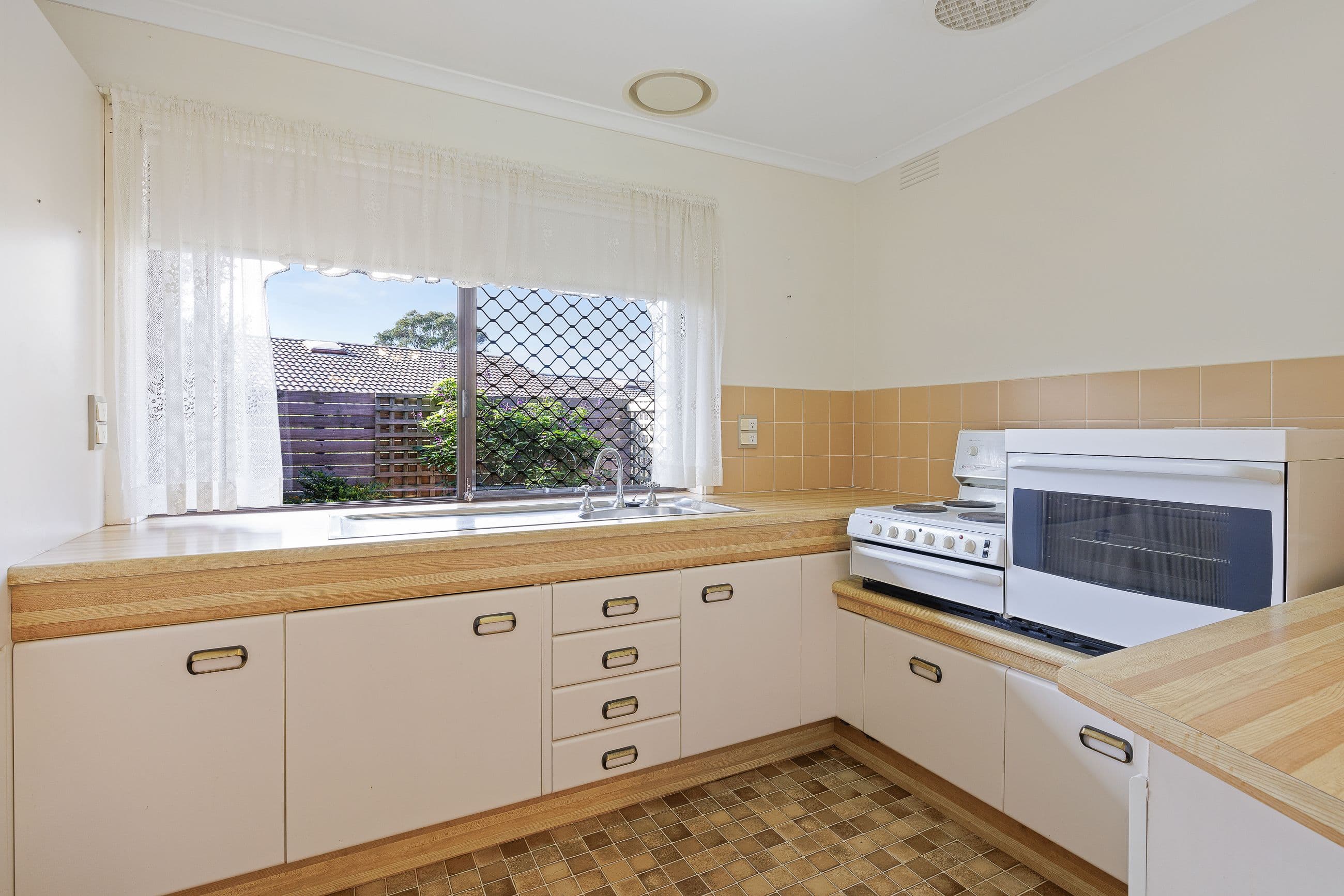 1 Walton Street, Cowes VIC 3922, Cowes - Thumbnail 3