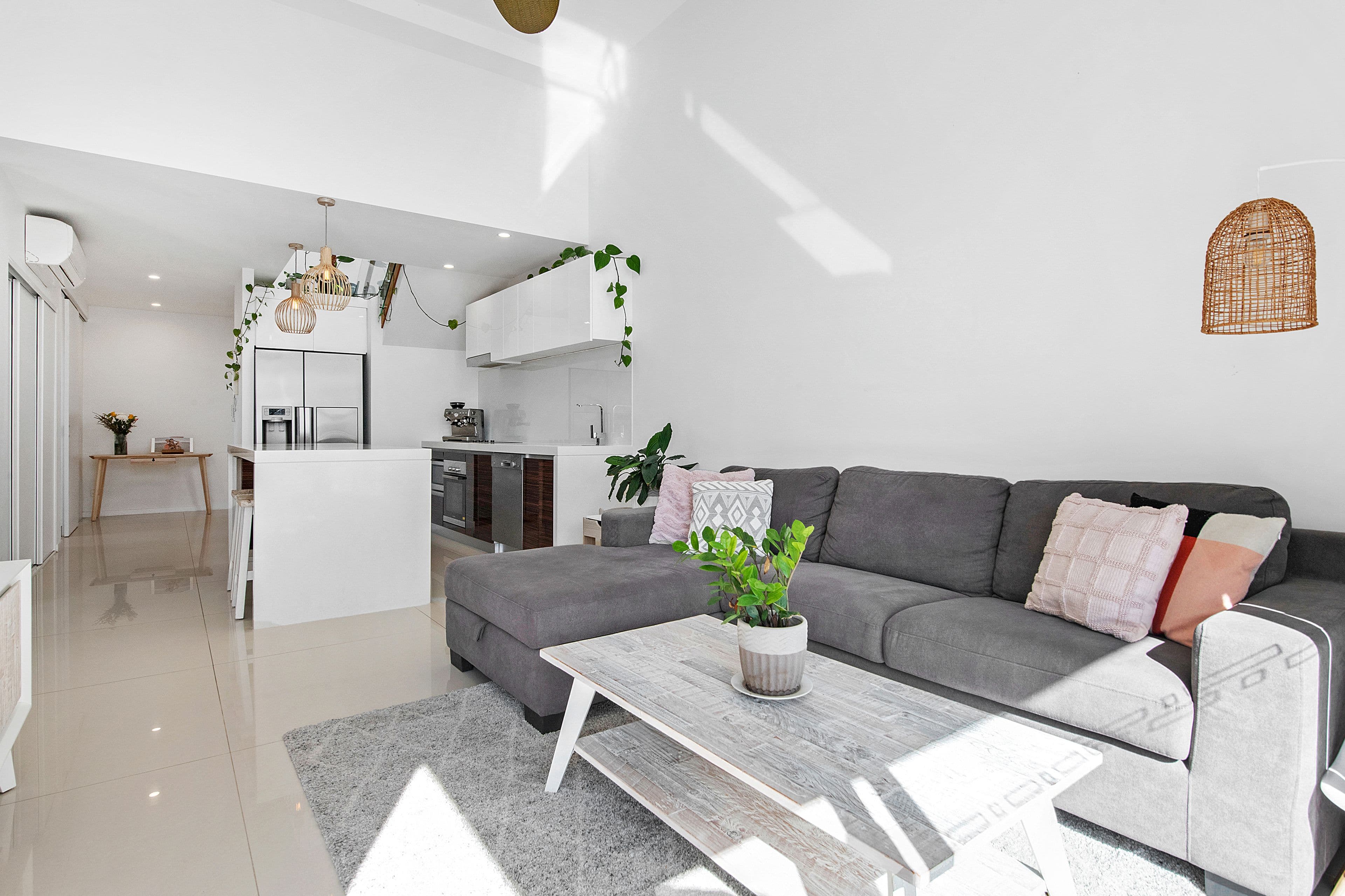 46-48 Peerless Avenue, Mermaid Beach QLD 4218, Mermaid Beach - Thumbnail 5