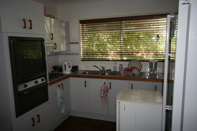 47 North Road, Wynnum West QLD 4178, Wynnum West - Thumbnail 2