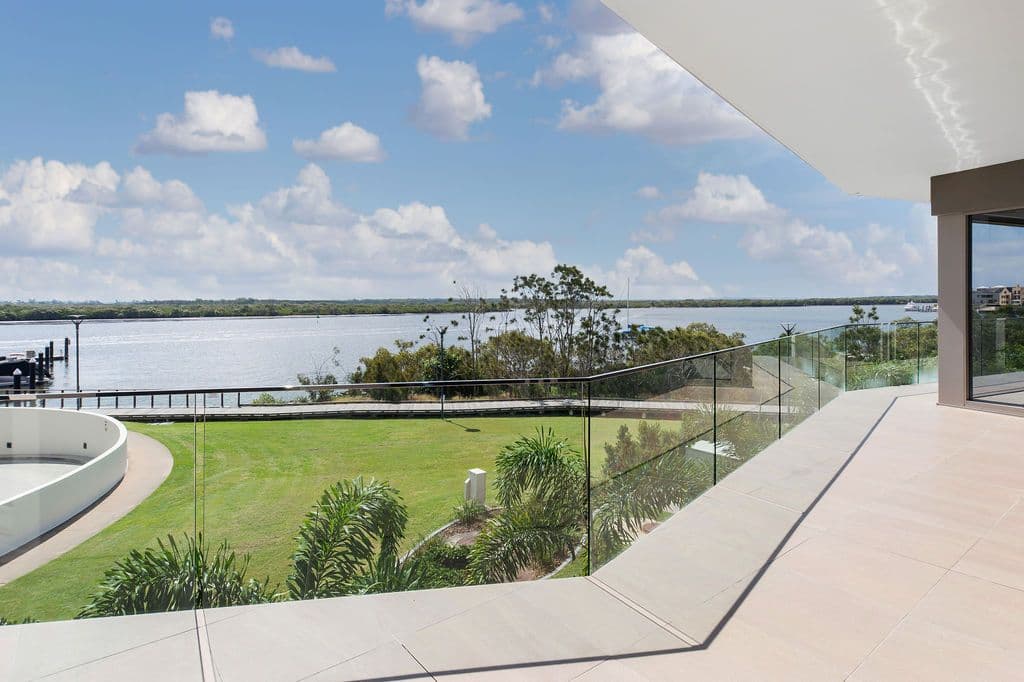 2 Havana Way, Paradise Point QLD 4216, Paradise Point - Thumbnail 3