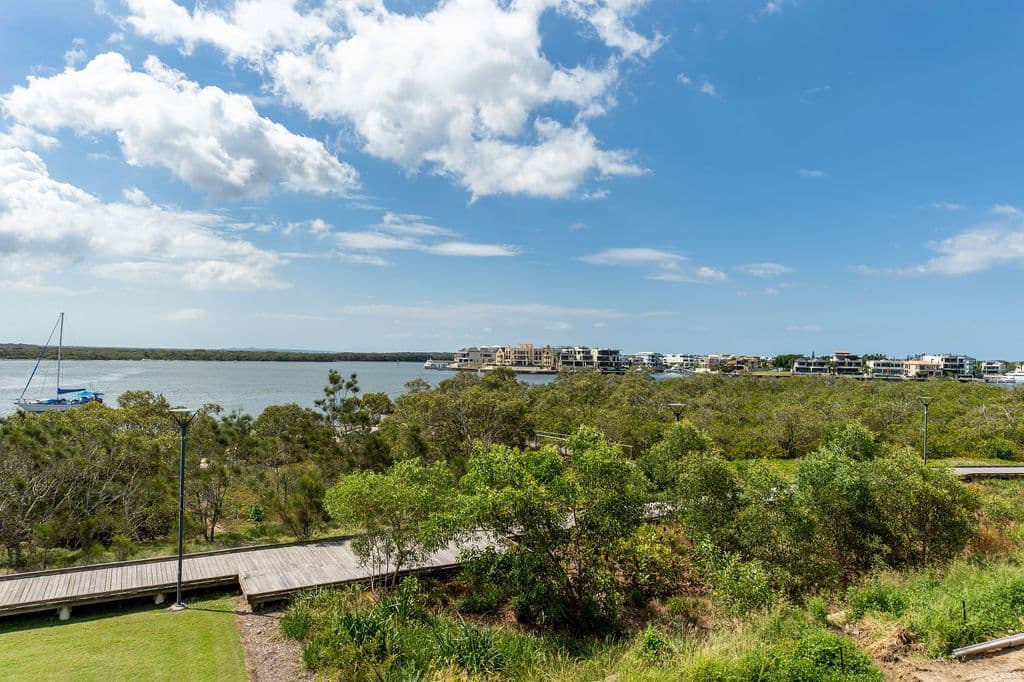 2 Havana Way, Paradise Point QLD 4216, Paradise Point - Thumbnail 4