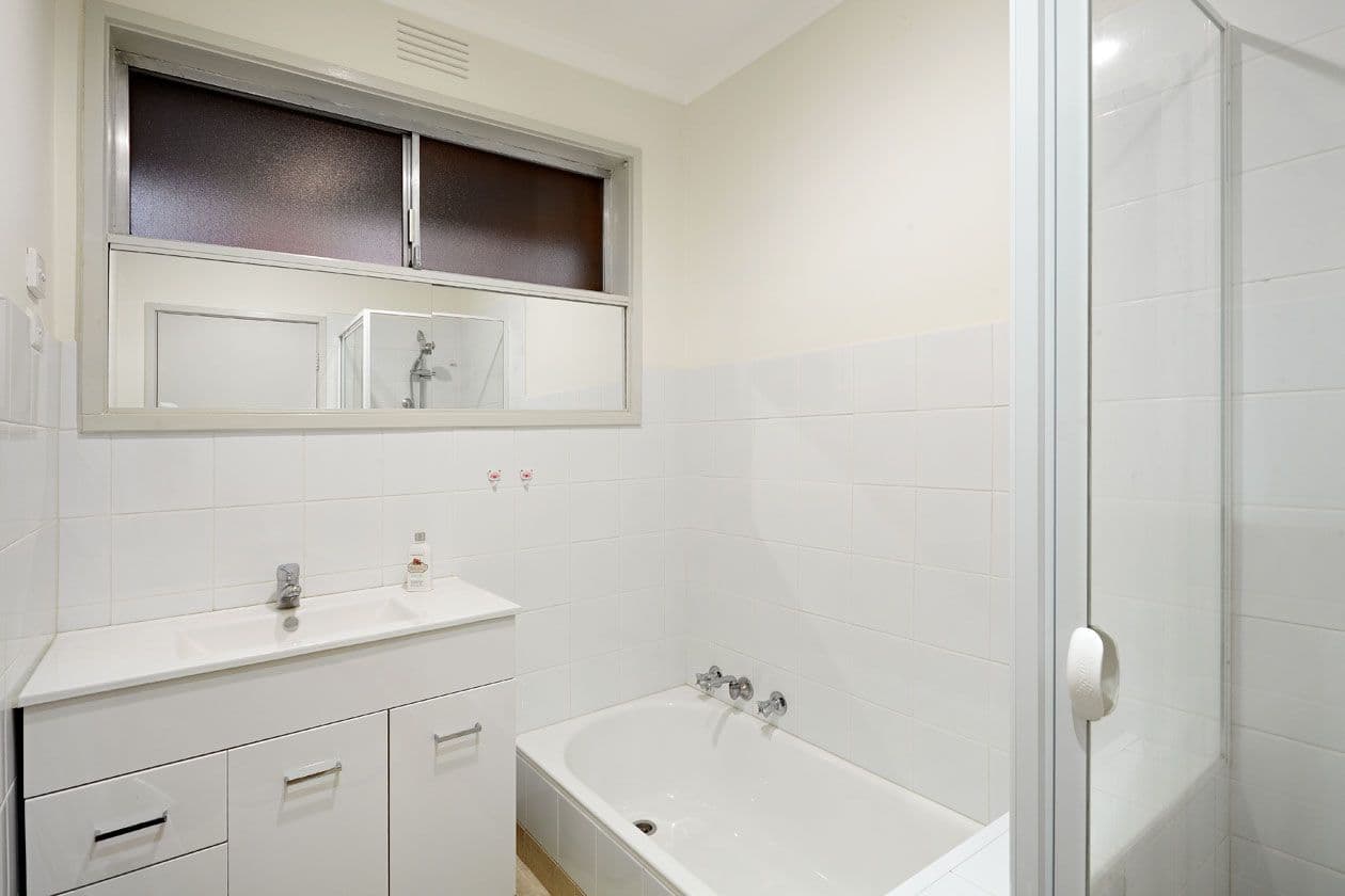 122 Atherton Road, OAKLEIGH VIC 3166, Oakleigh - Thumbnail 6