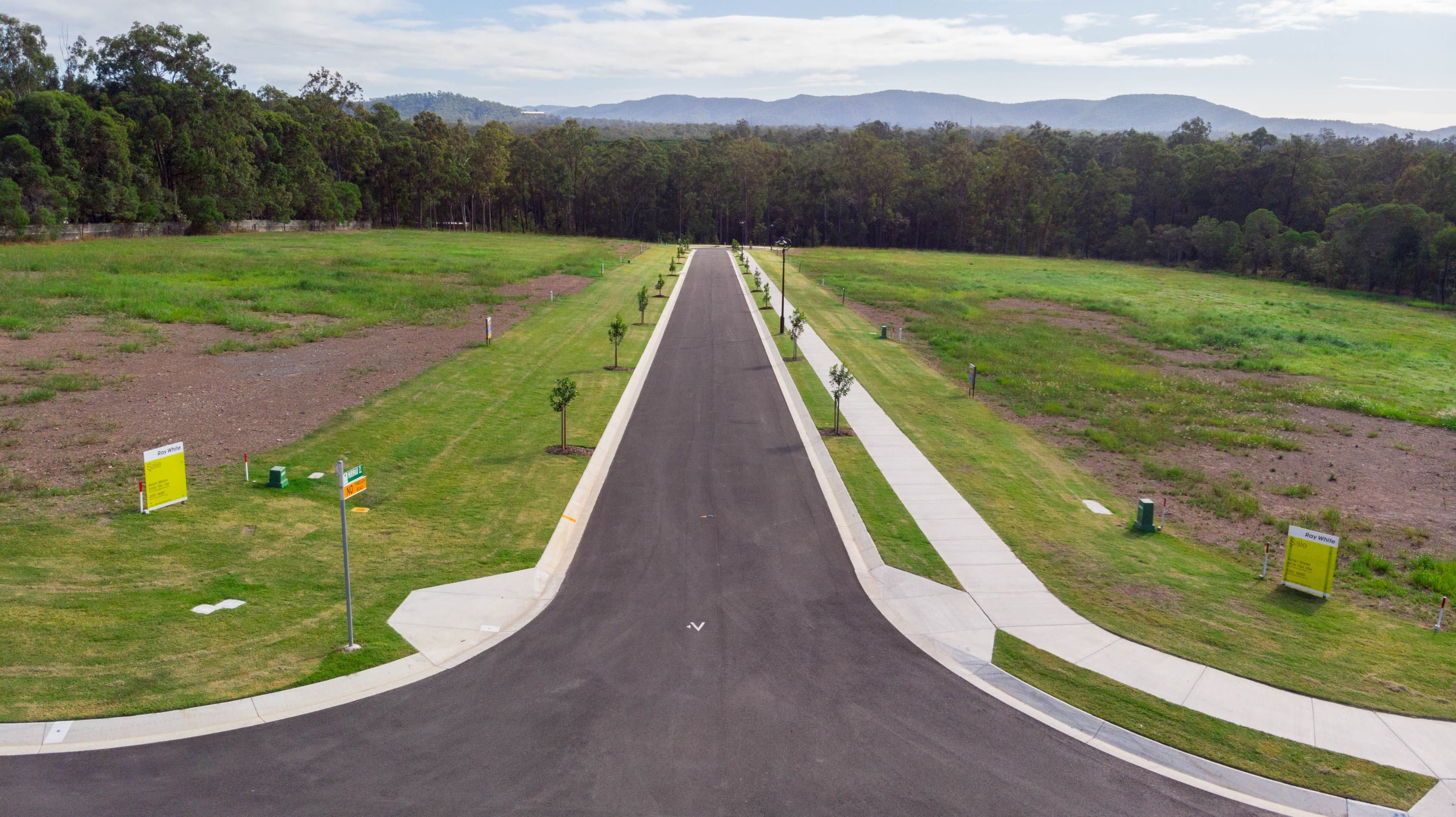 17 Mirimar Close, Karalee QLD 4306, Karalee - Thumbnail 2