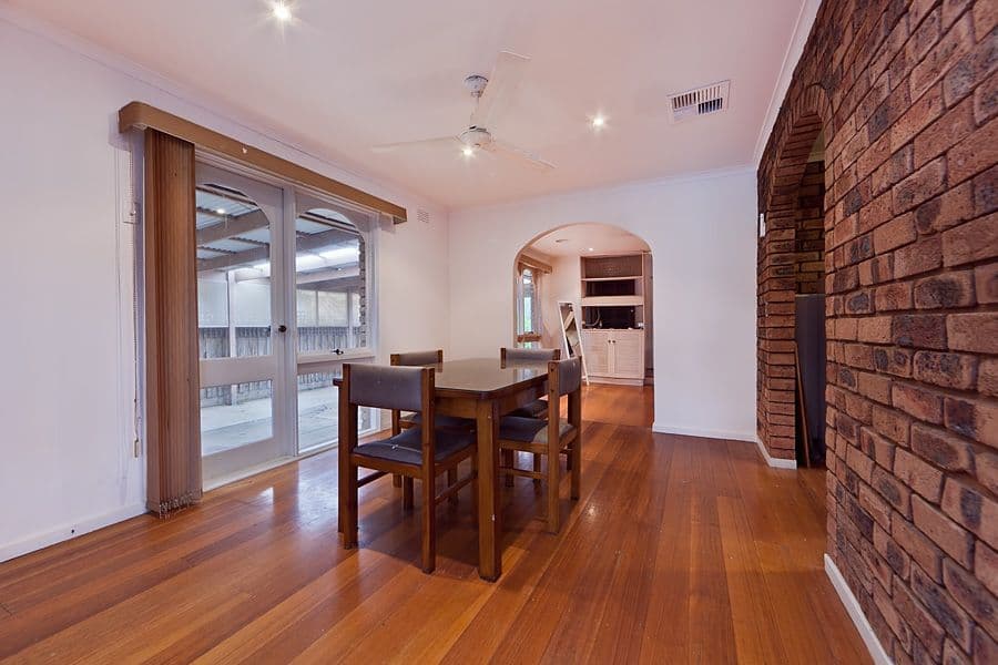 28 Kurrajong Crescent, MELTON SOUTH VIC 3338, Melton South - Thumbnail 4