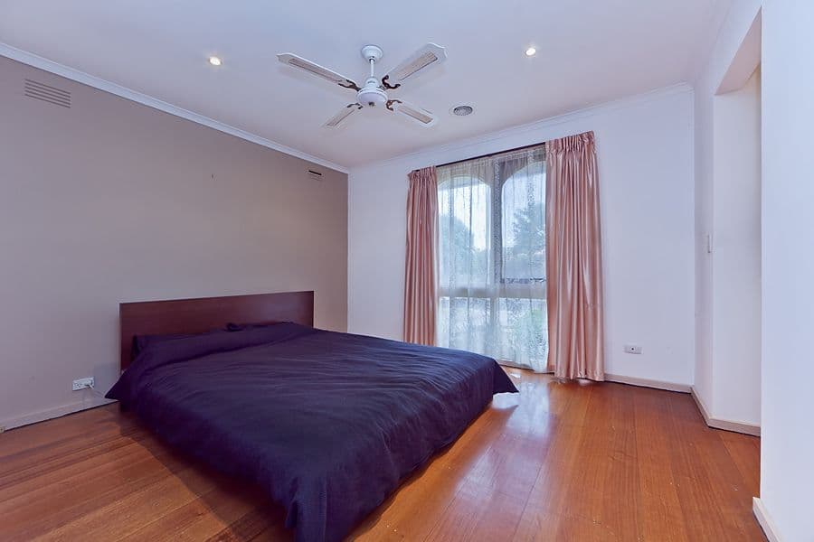 28 Kurrajong Crescent, MELTON SOUTH VIC 3338, Melton South - Thumbnail 6