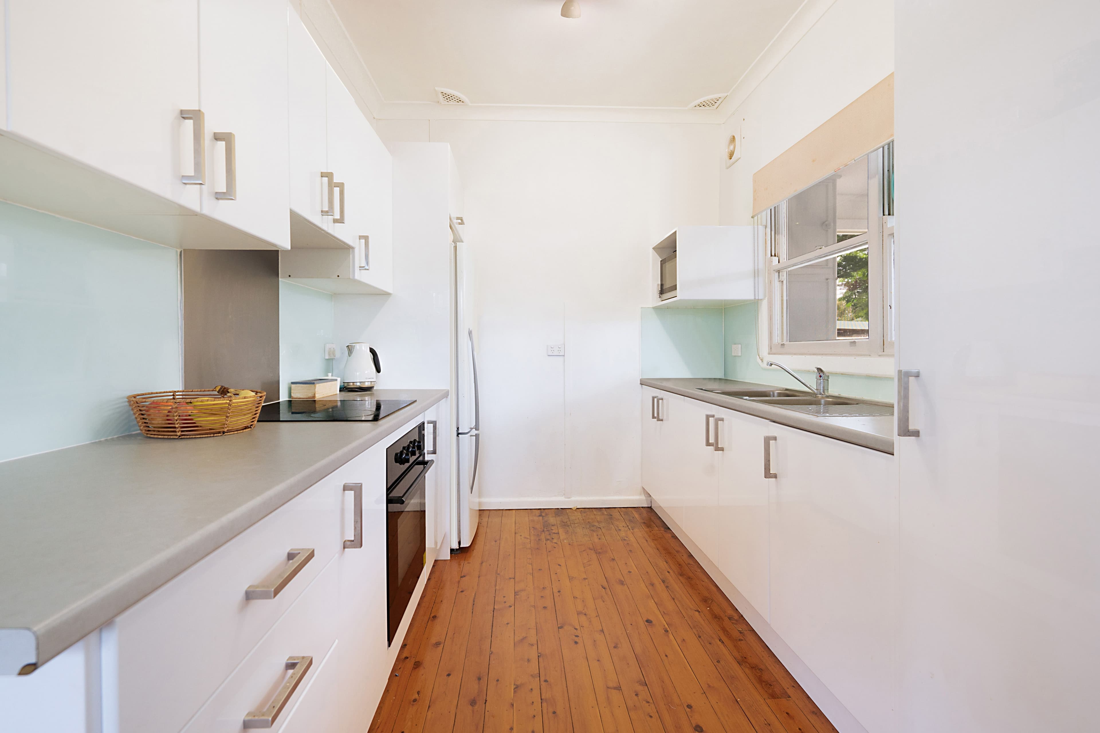 33 Billabong Street, Woy Woy NSW 2256, Woy Woy - Thumbnail 4