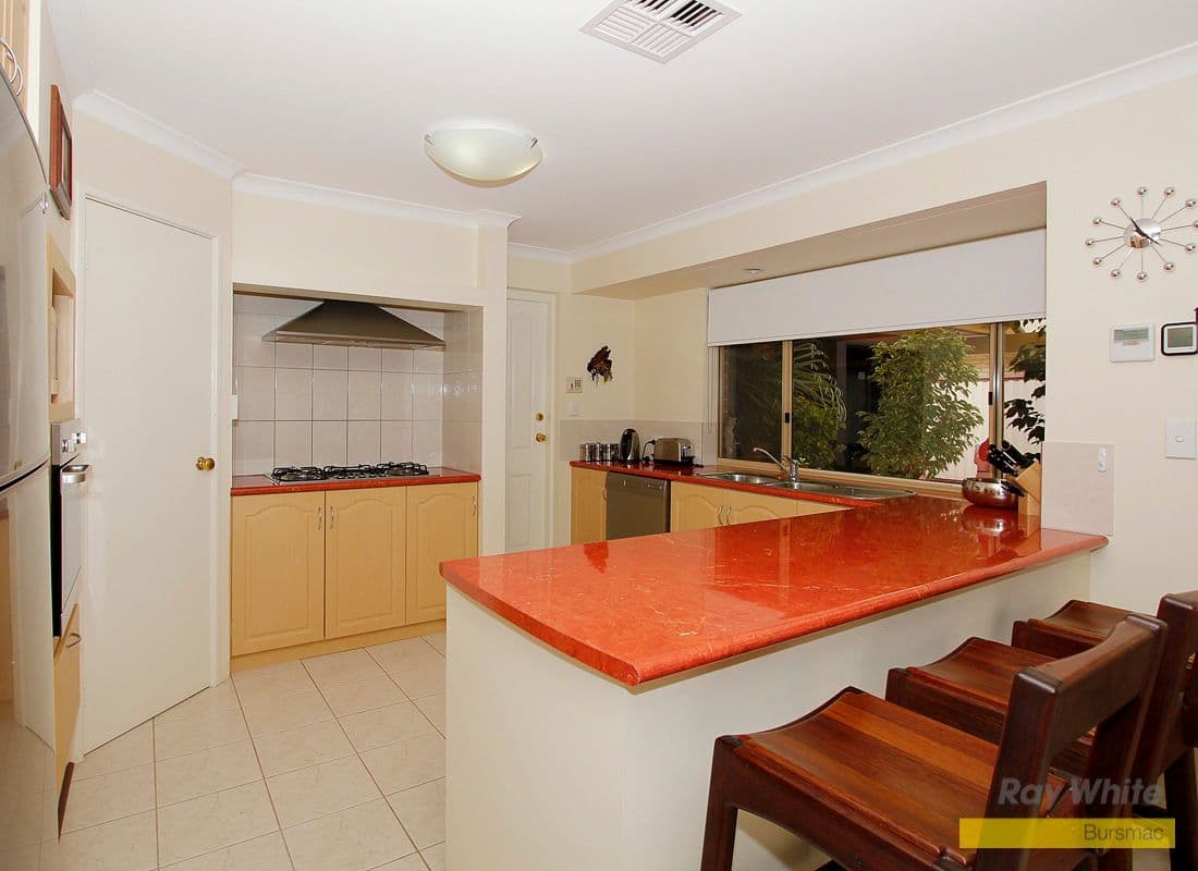27 Kittyhawk Parade, BALLAJURA WA 6066, Ballajura - Thumbnail 4