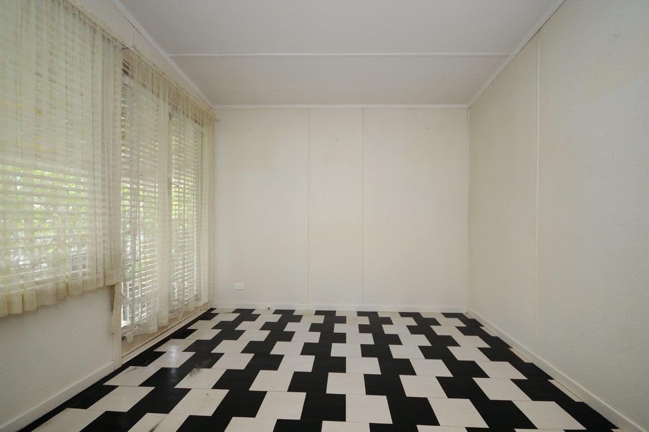 14 Drayton Road, HARRISTOWN QLD 4350, Harristown - Thumbnail 4