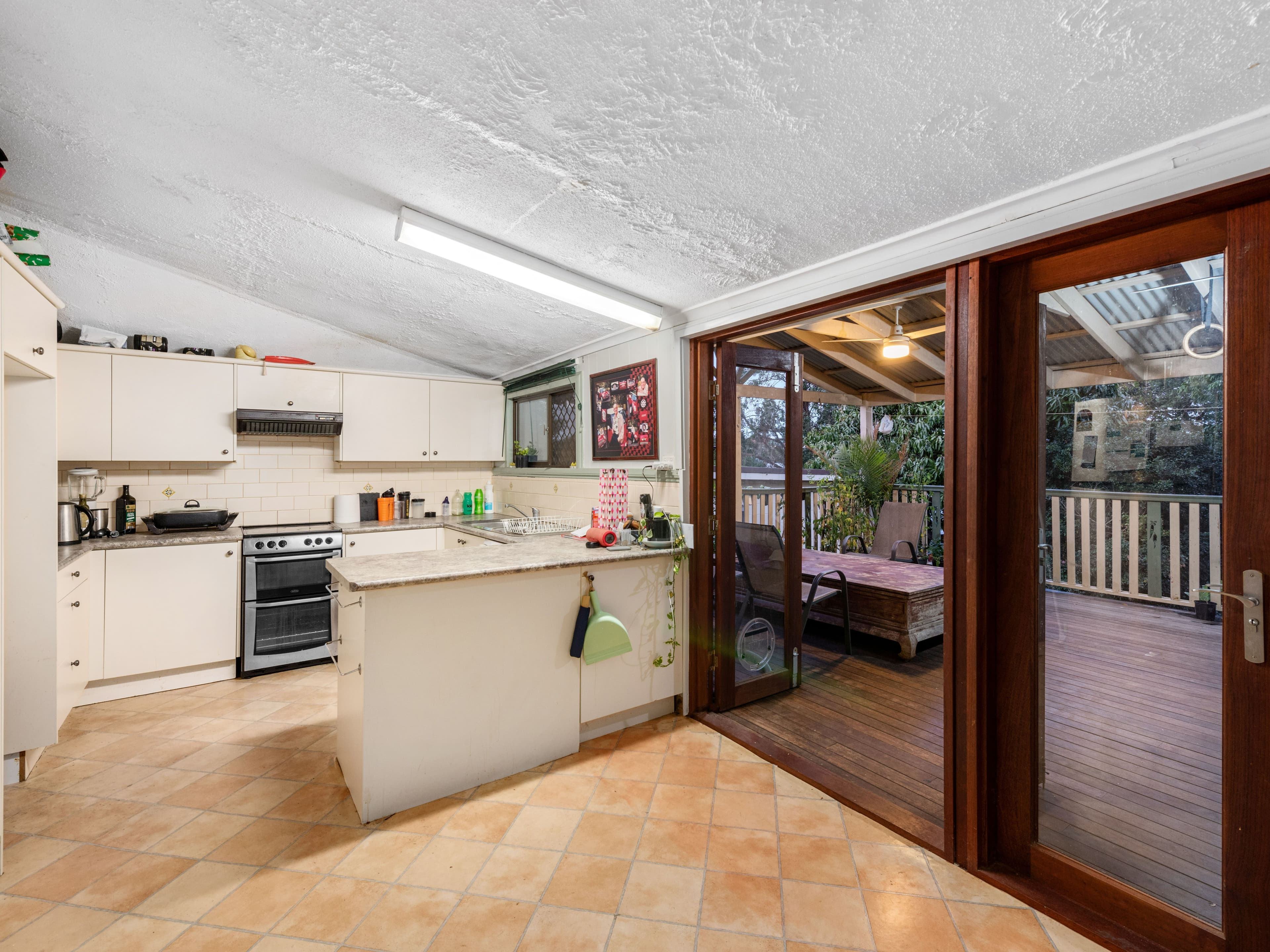 14 West Street, Highgate Hill QLD 4101, Highgate Hill - Thumbnail 4