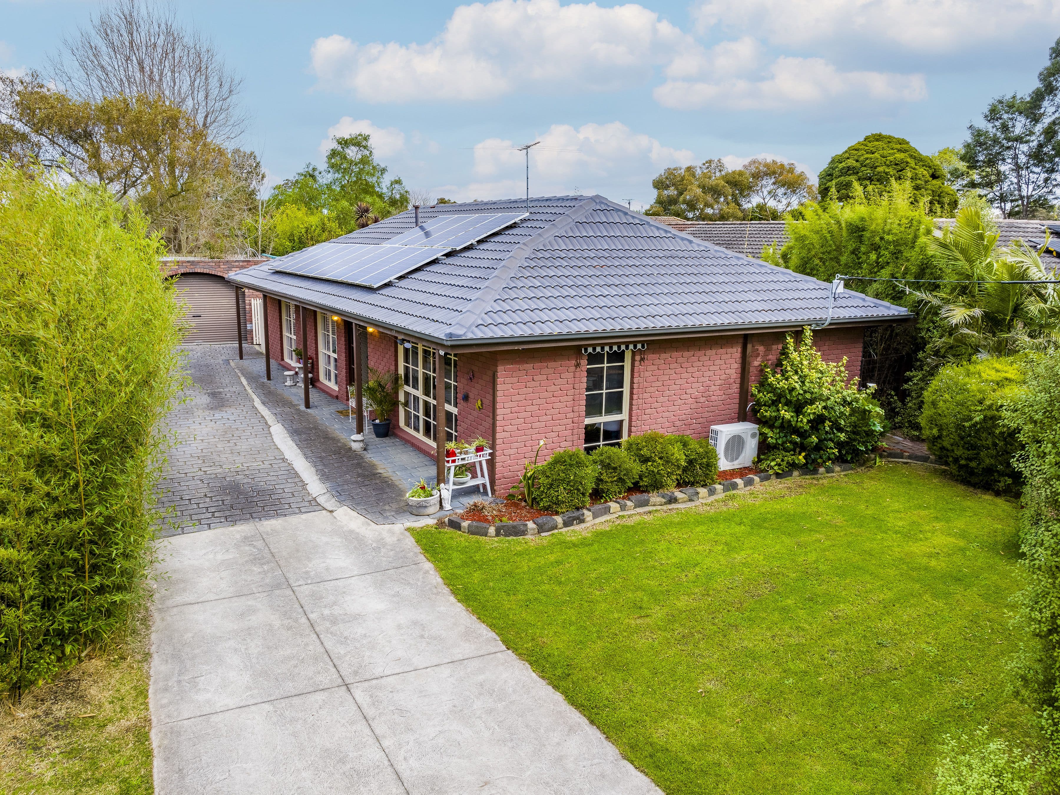 18 Roma Avenue, Cranbourne VIC 3977, Cranbourne - Thumbnail 2