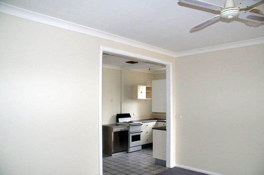 18 McCullough Street, Coonamble NSW 2829, Coonamble - Thumbnail 4
